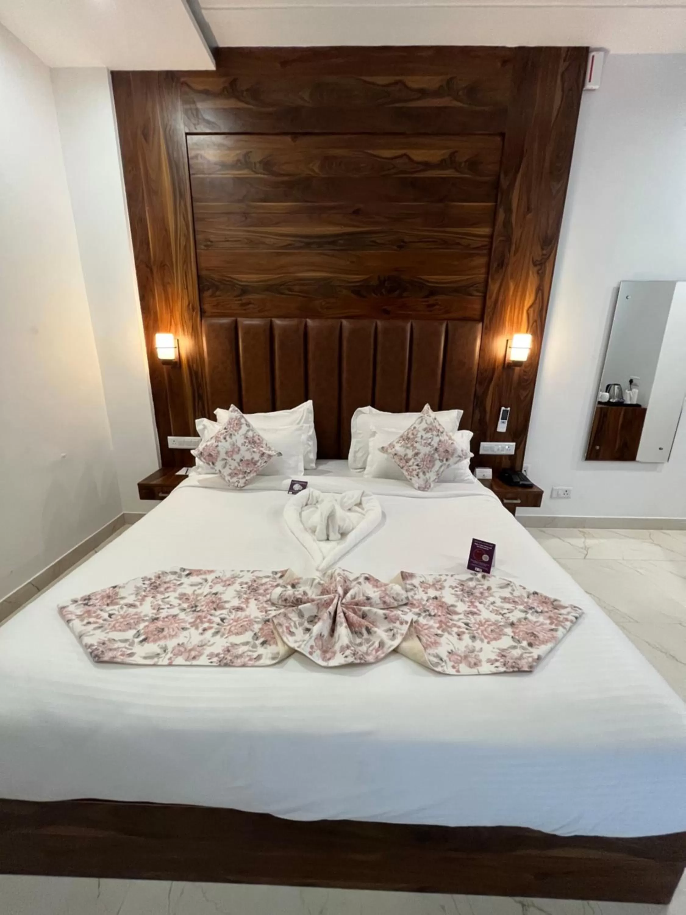 Bed in Click Collection The Abode, Dharamshala