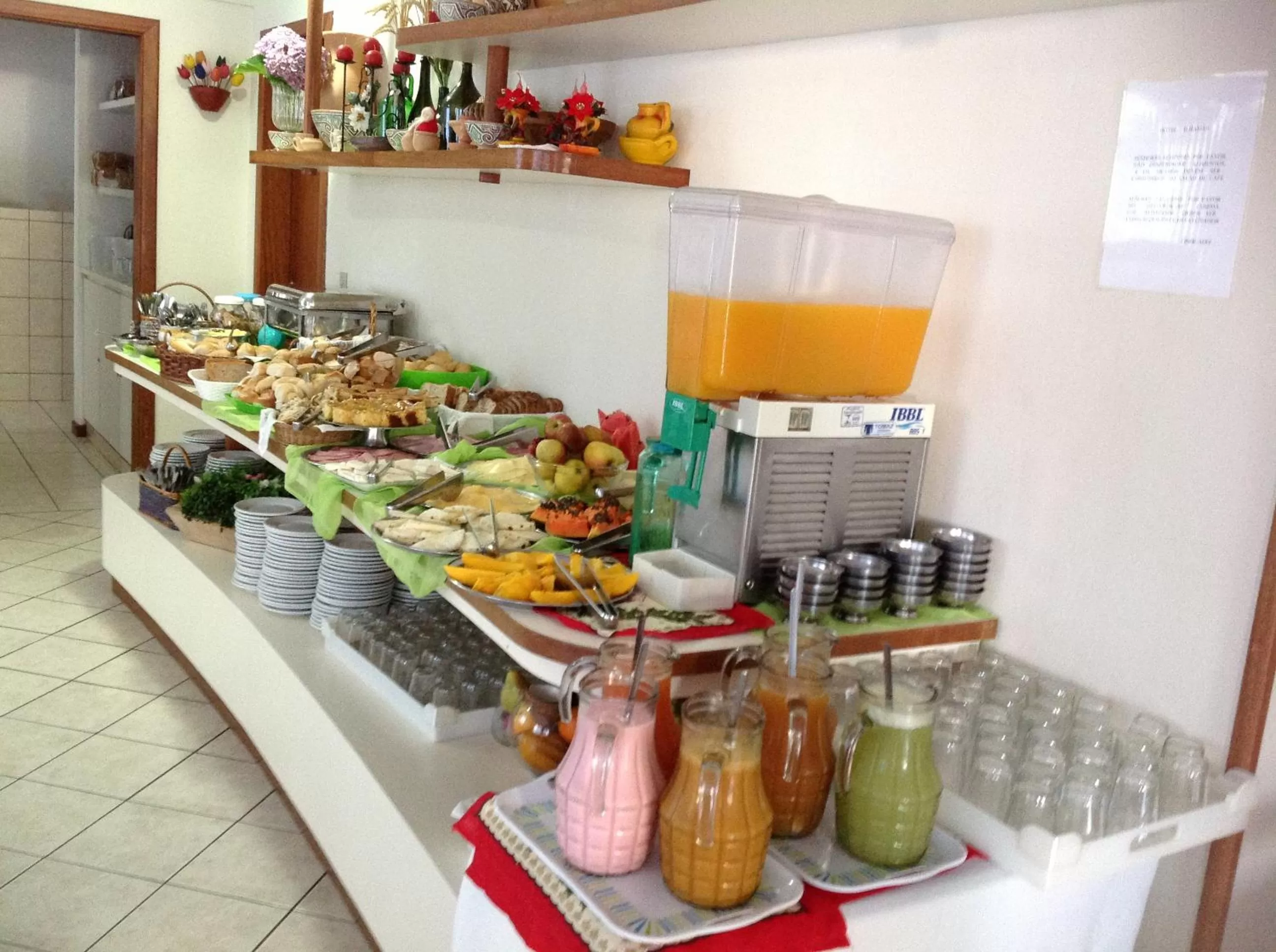 Buffet breakfast in Ilhamar Canas Hotel