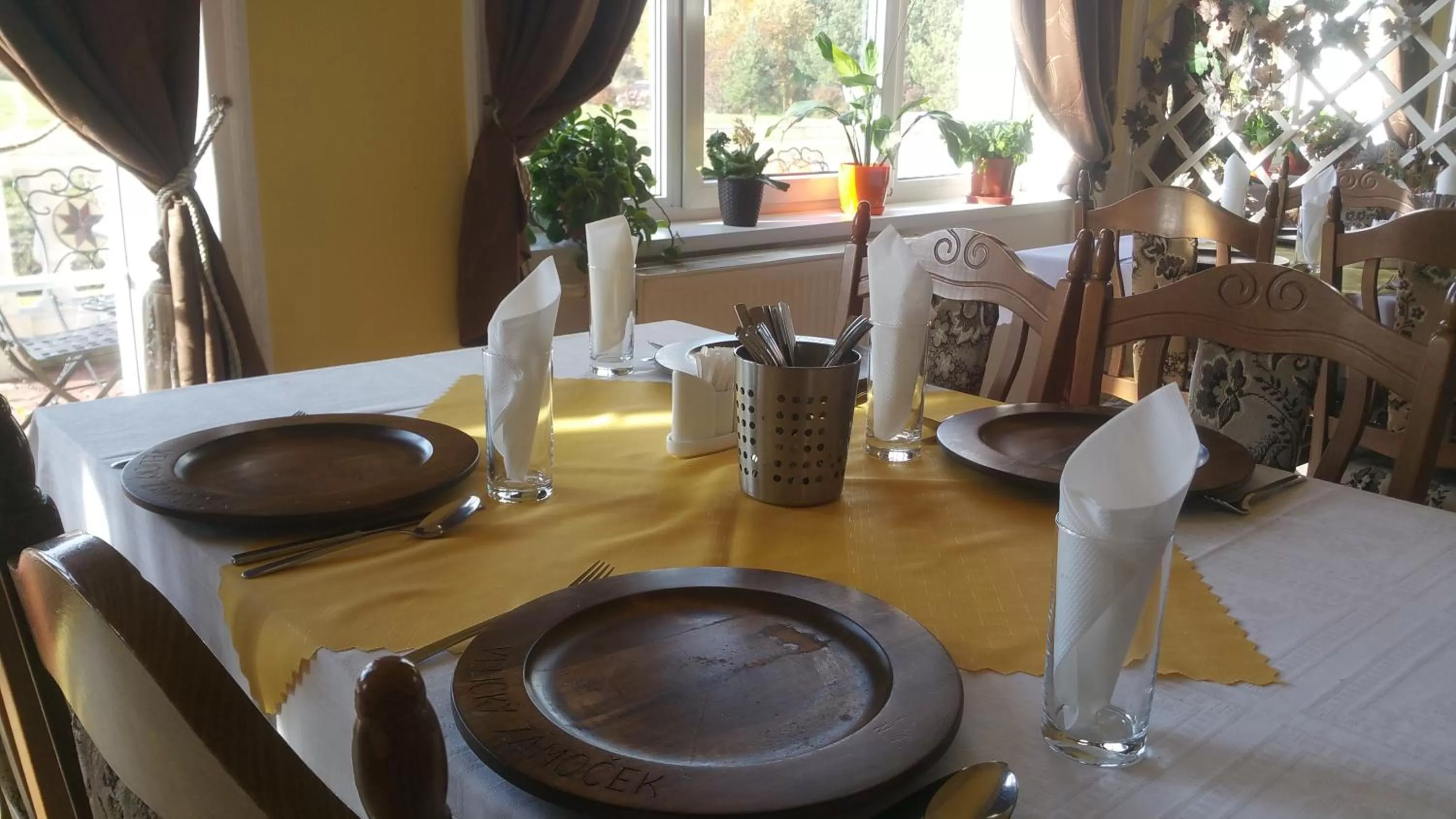 Food and drinks, Restaurant/Places to Eat in Pension Velický Zámoček