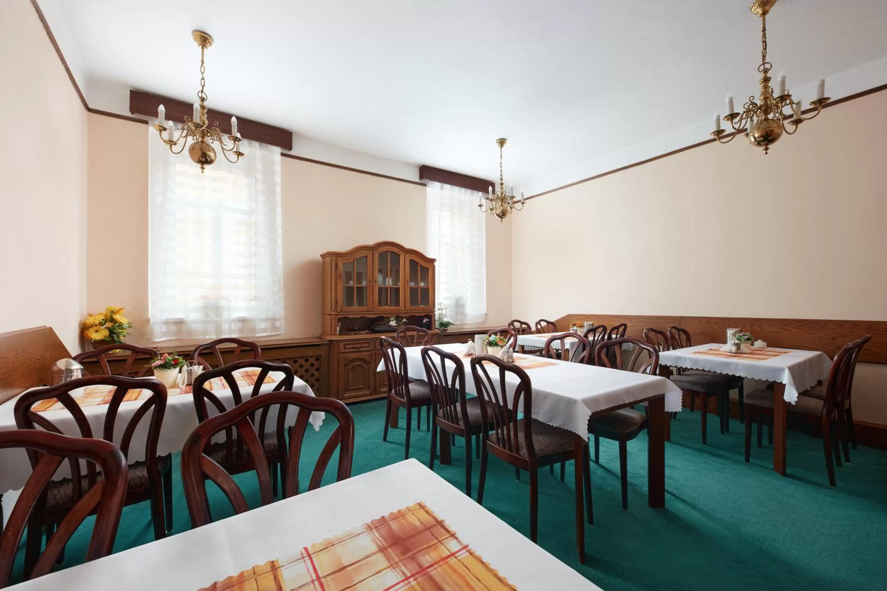 Business facilities in Hotel Roosevelt