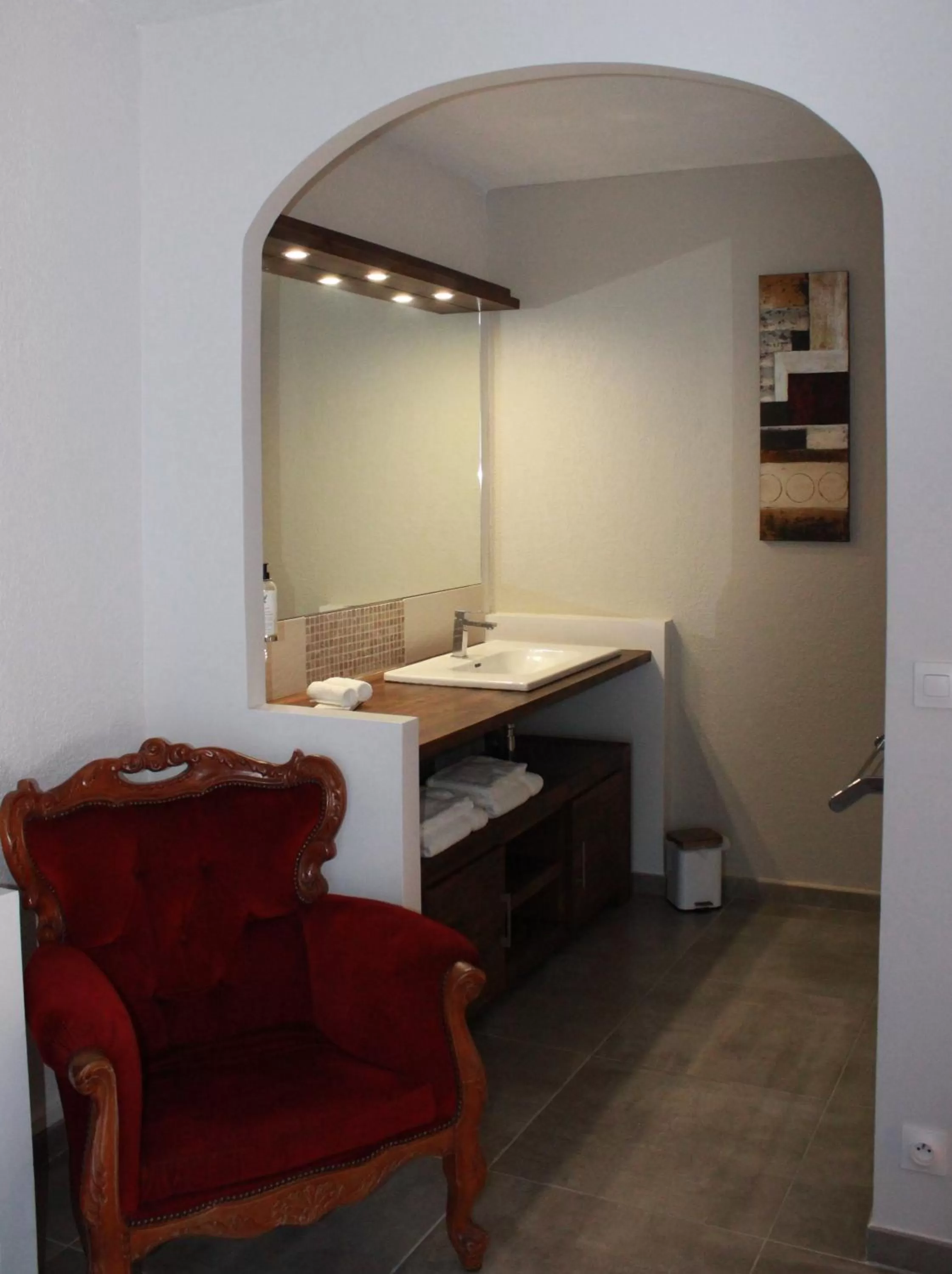 Bathroom in Les Secrets du Défends