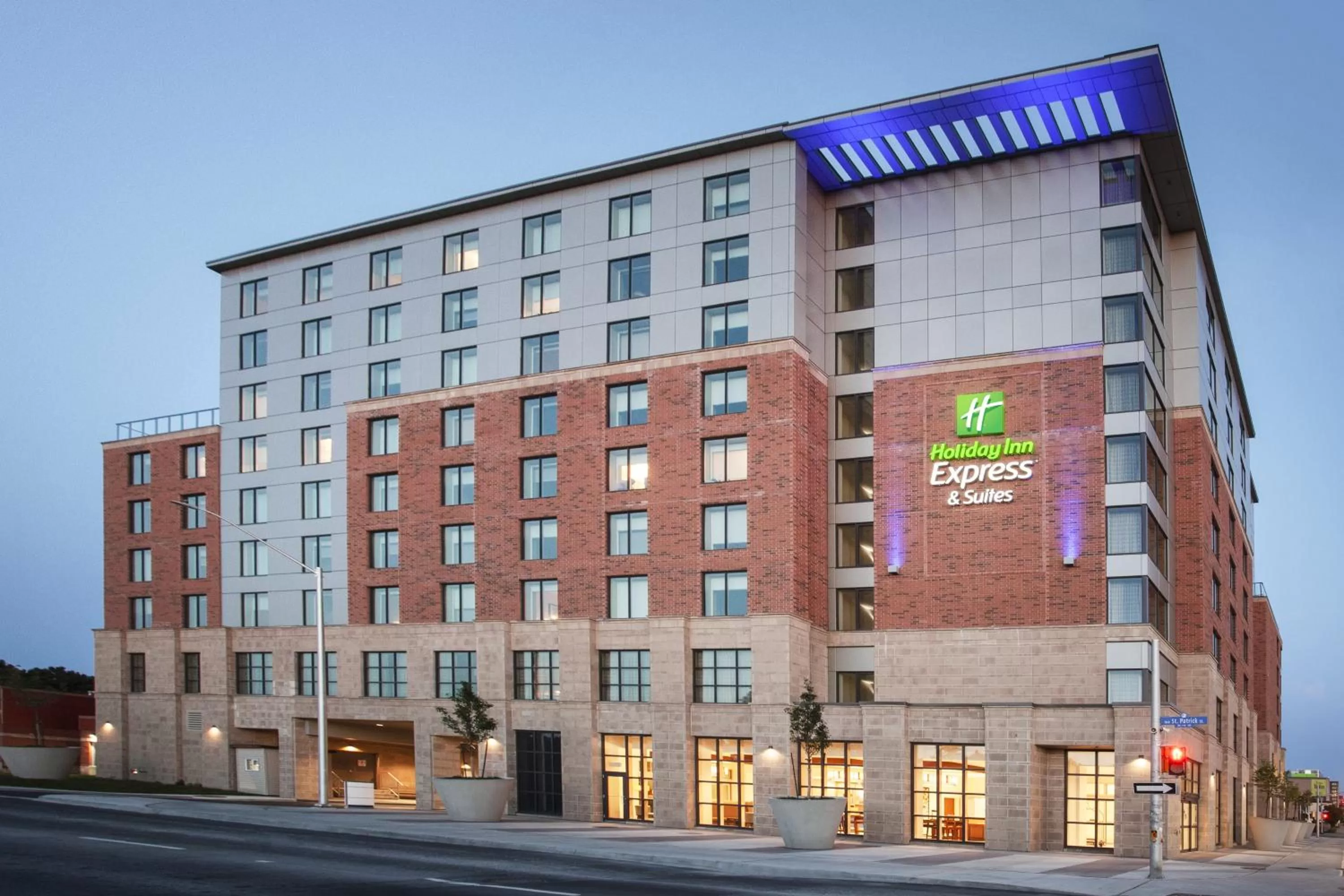 Property building in Holiday Inn Express & Suites Downtown Ottawa East by IHG