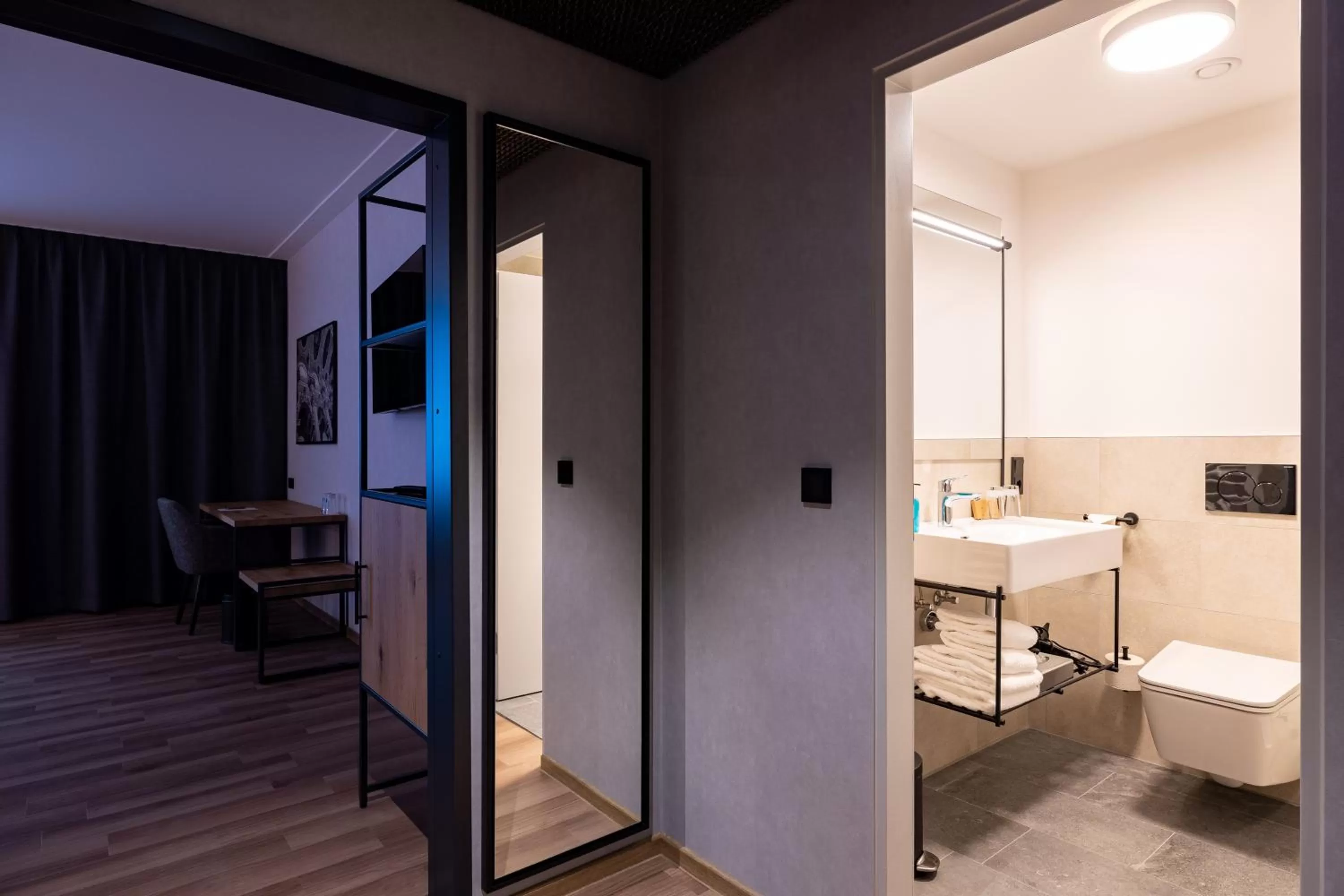 Toilet in mk hotel passau