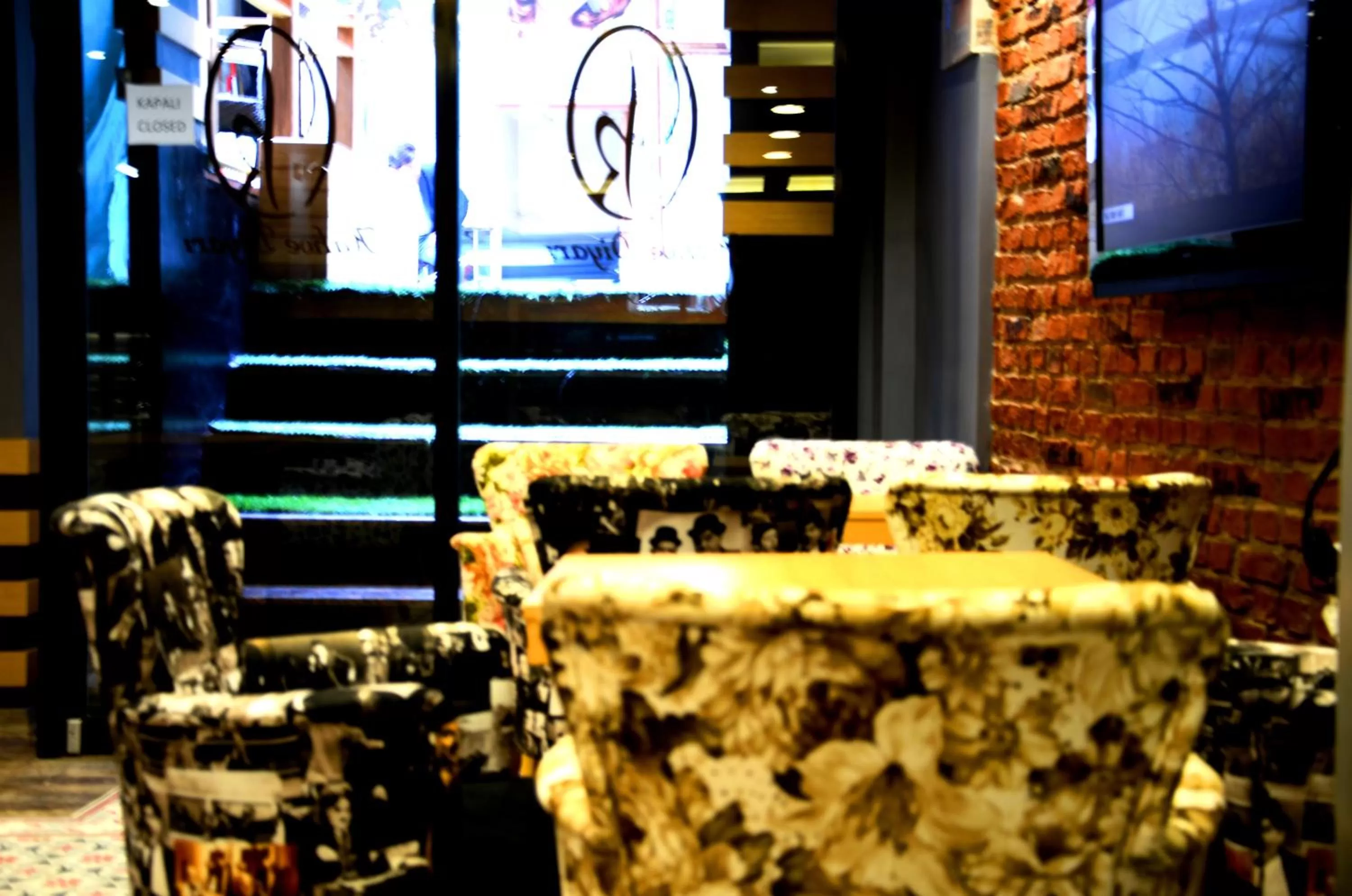 Restaurant/places to eat in Best Nobel Hotel