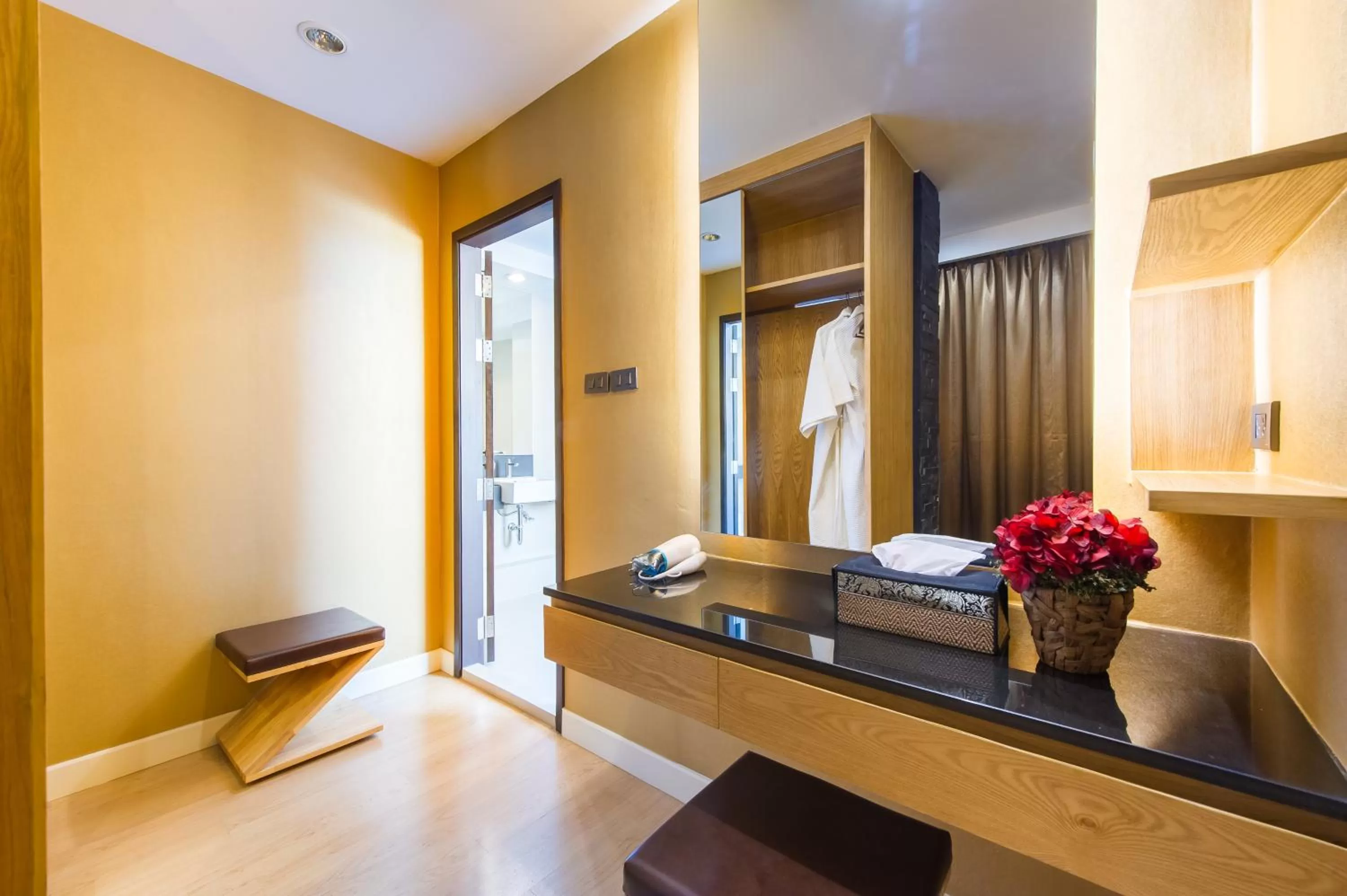 Area and facilities in Zenniq