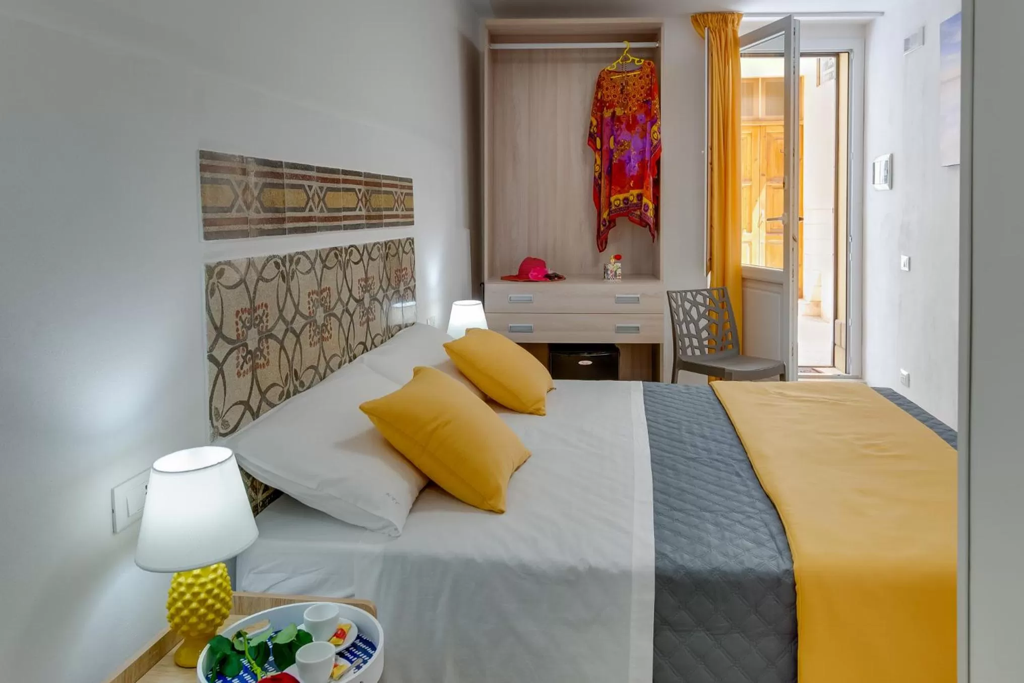 Bed in NottInCentro -Guest House-