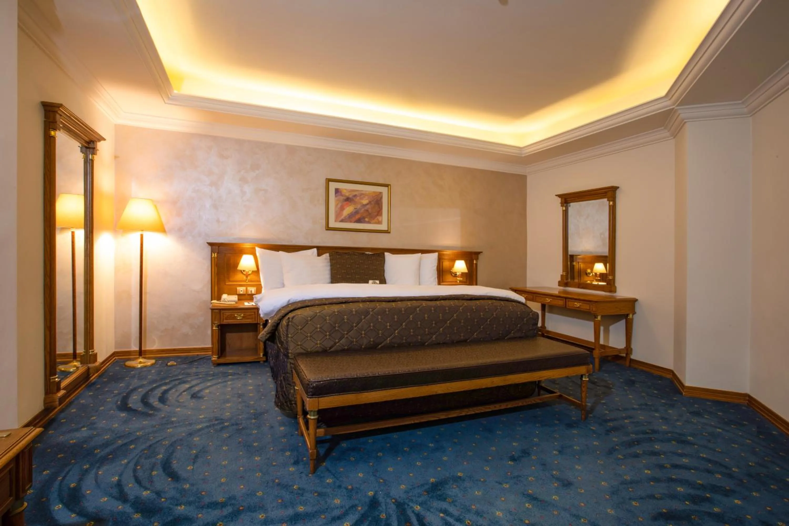 Bed in Bristol Hotel