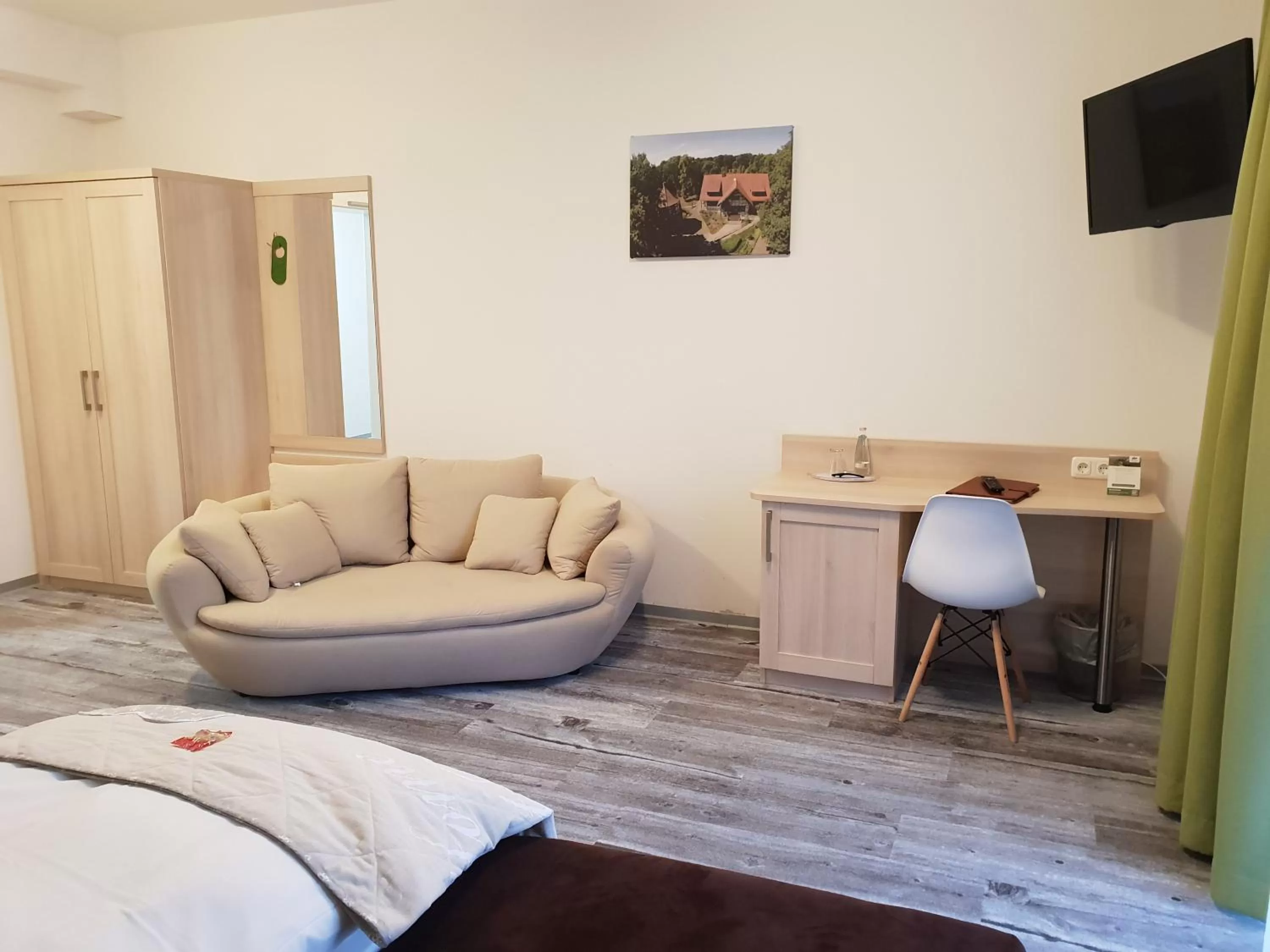 Other, Bed in Neue Mühle Kleines Landhotel