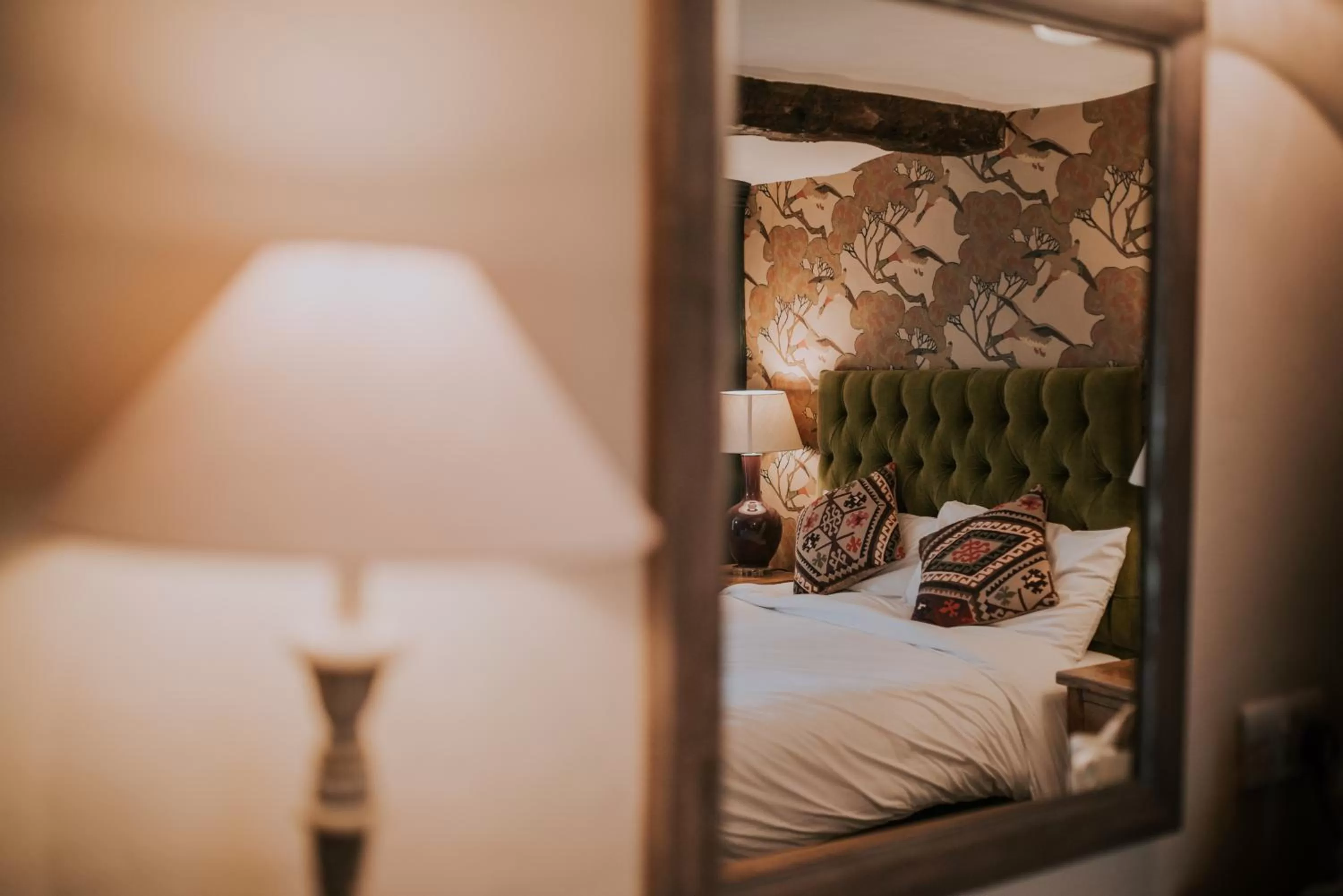 Bedroom, Bed in The Falkland Arms