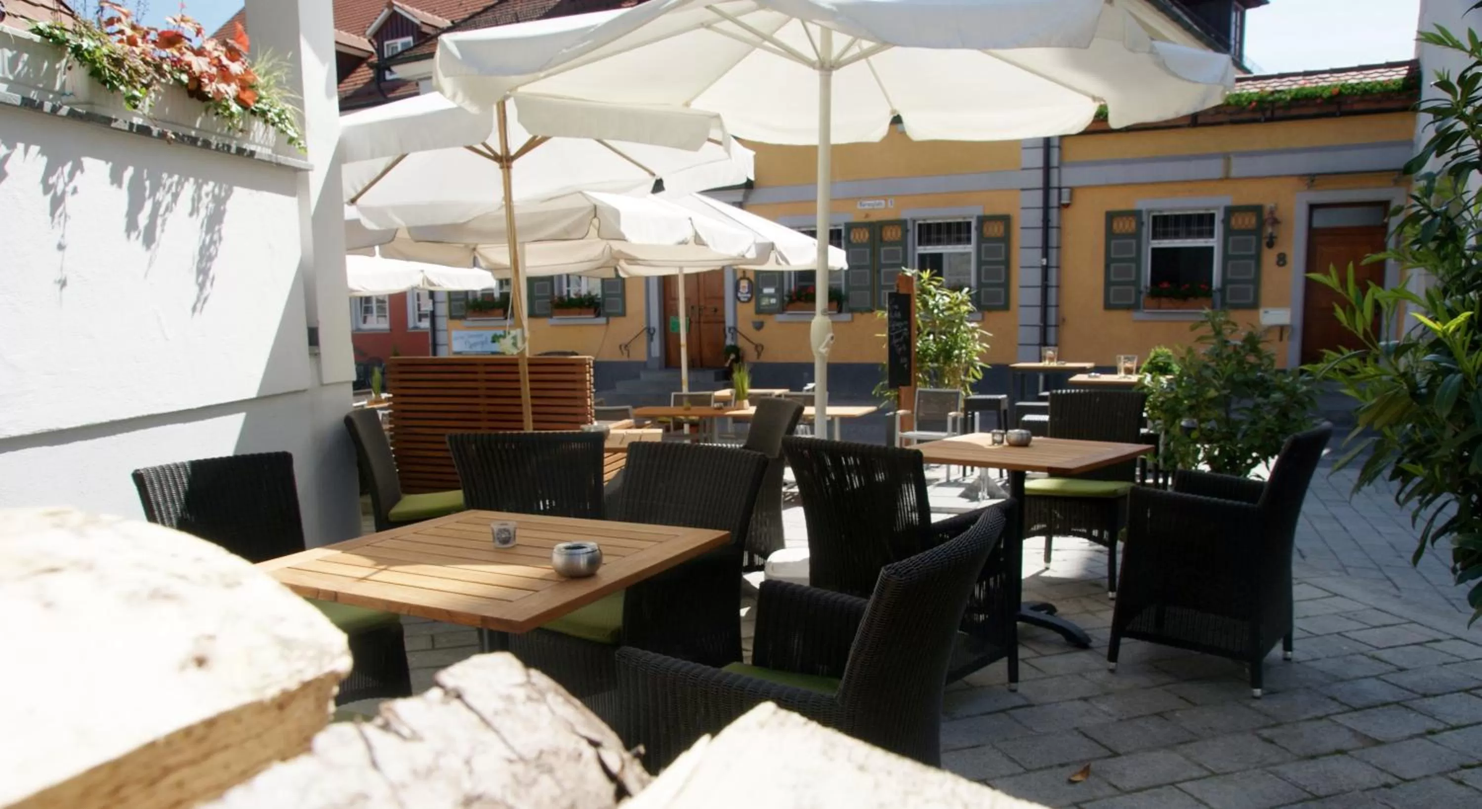 On site, Restaurant/Places to Eat in Torstuben