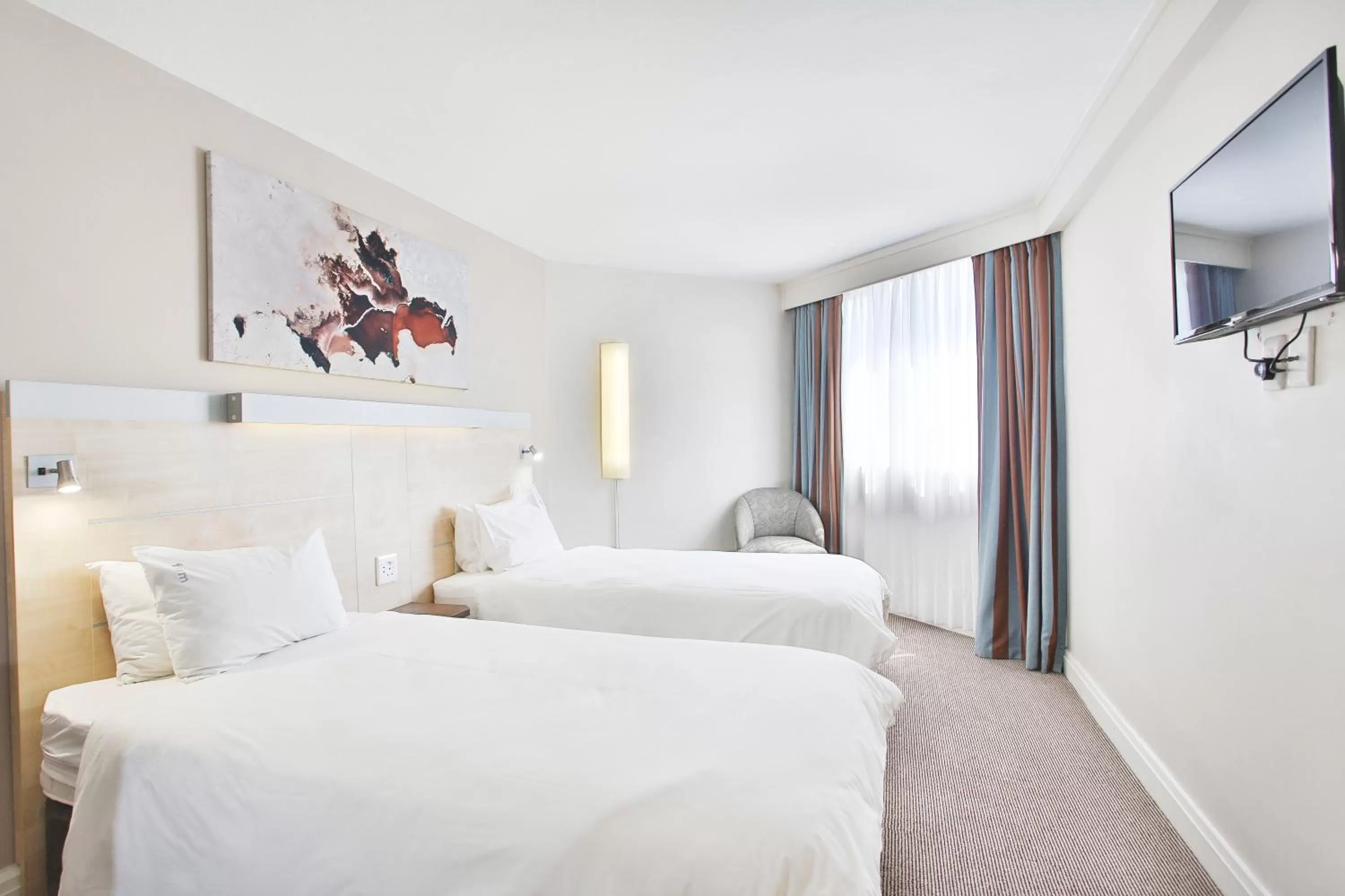 Bedroom, Bed in RH Hotel & Apartments - Pretoria