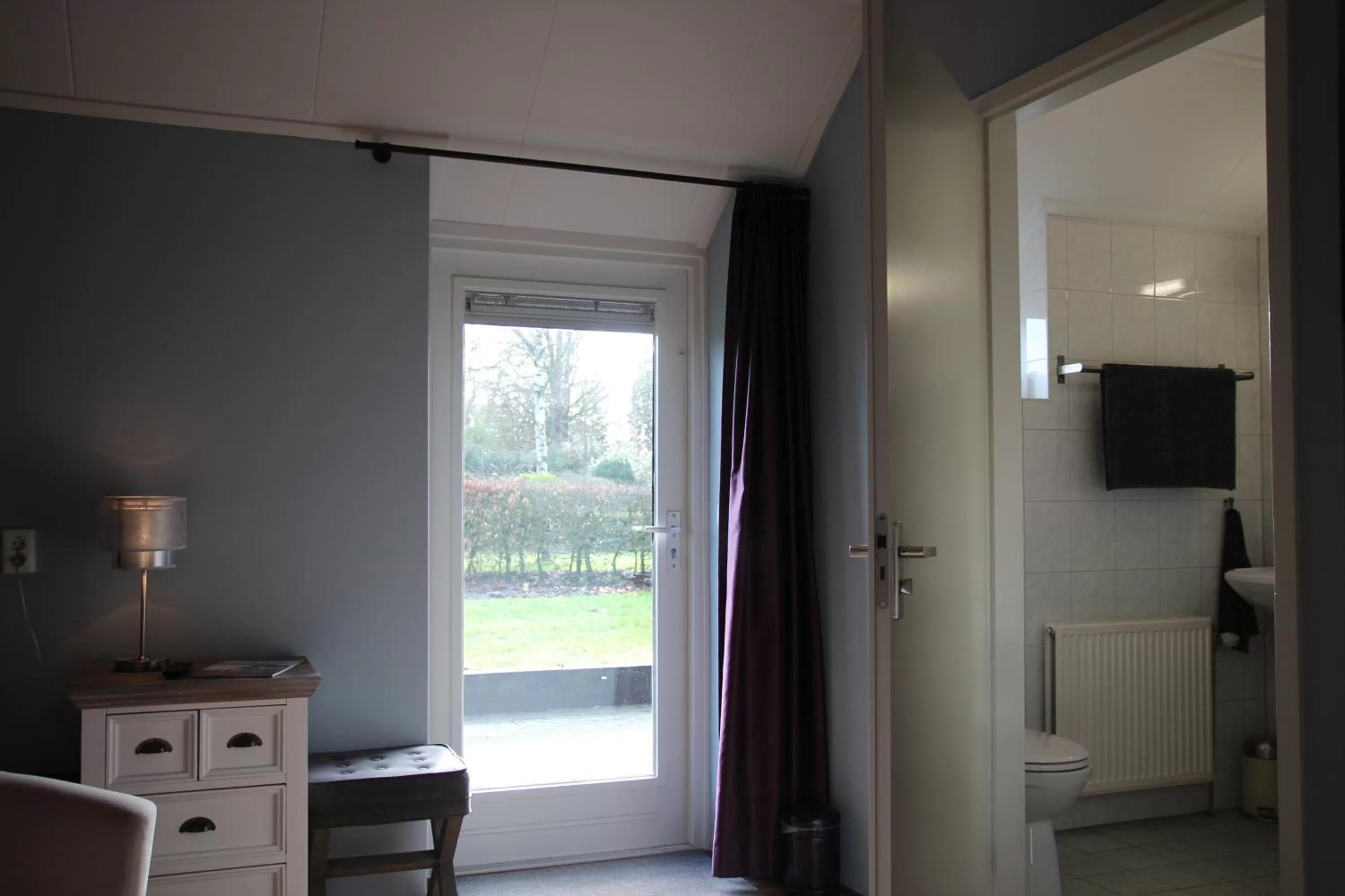 Bathroom, TV/Entertainment Center in 't Rond Bargie