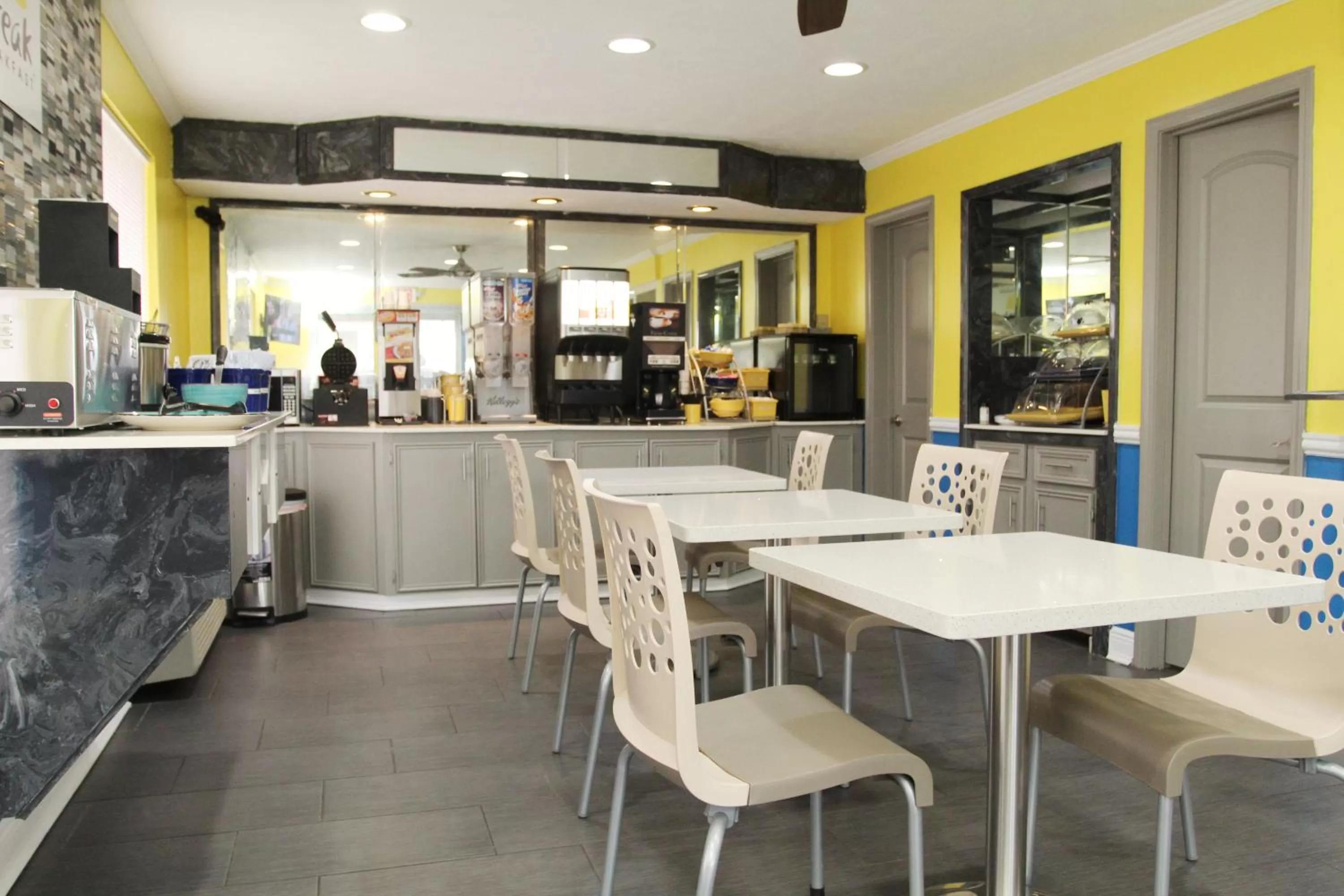 Days Inn by Wyndham Forest