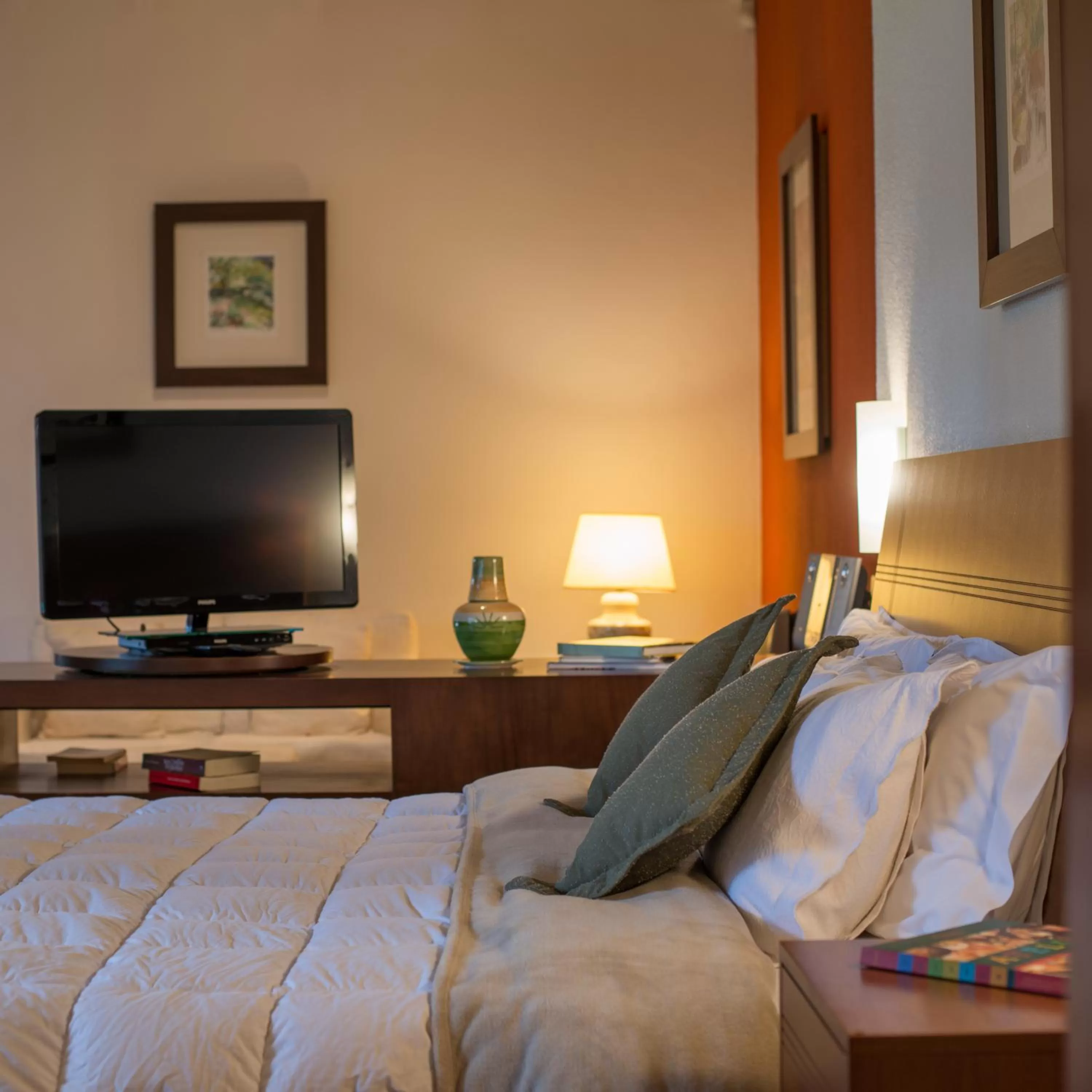 Bedroom, Room Photo in Kuriuwa Hotel