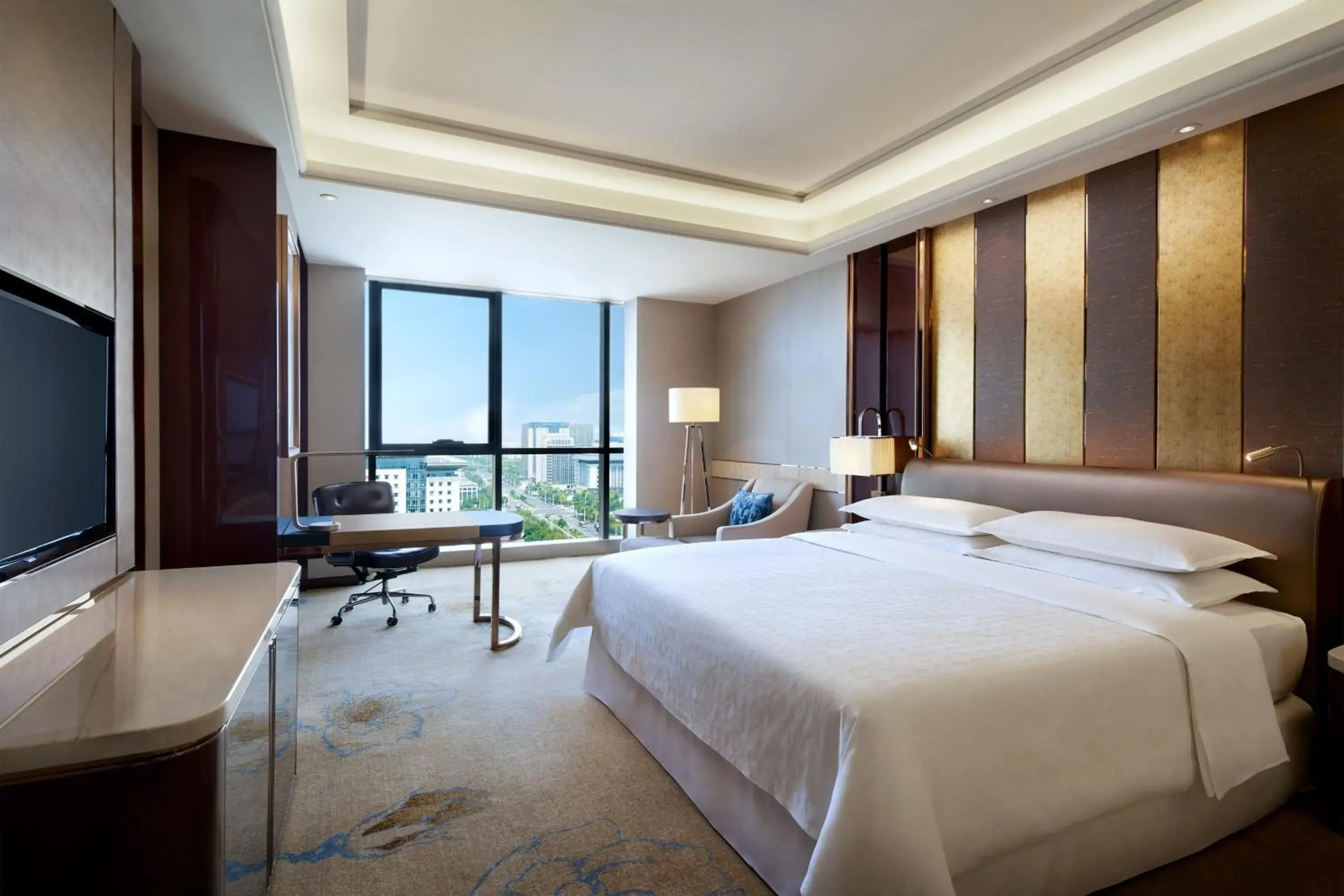 Executive King Room in Sheraton Grand Zhengzhou Hotel Executive King Room in Sheraton Grand Zhengzhou Hotel