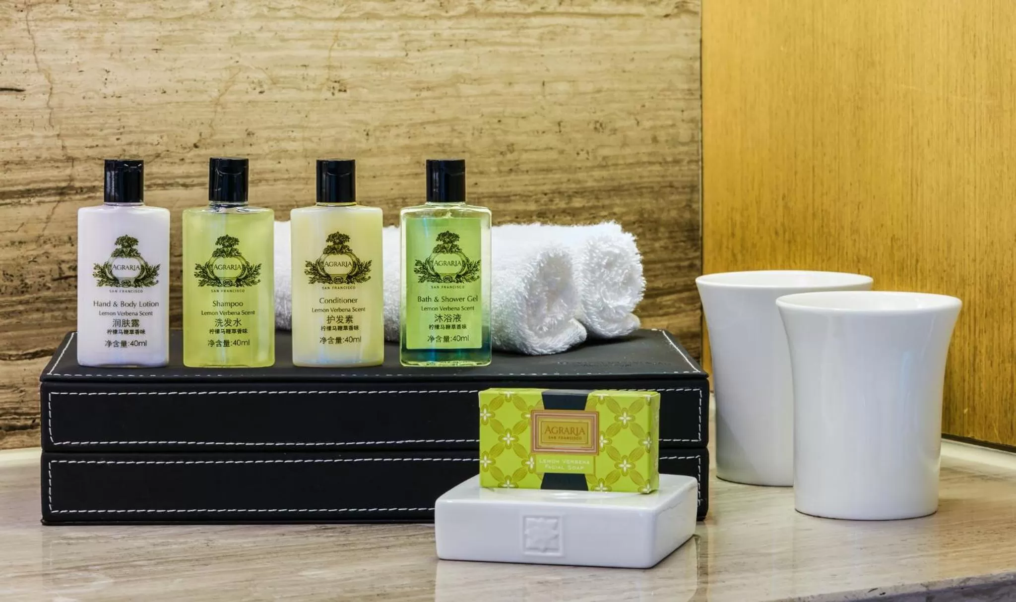 Photo of the whole room in InterContinental Shanghai Jing' An by IHG