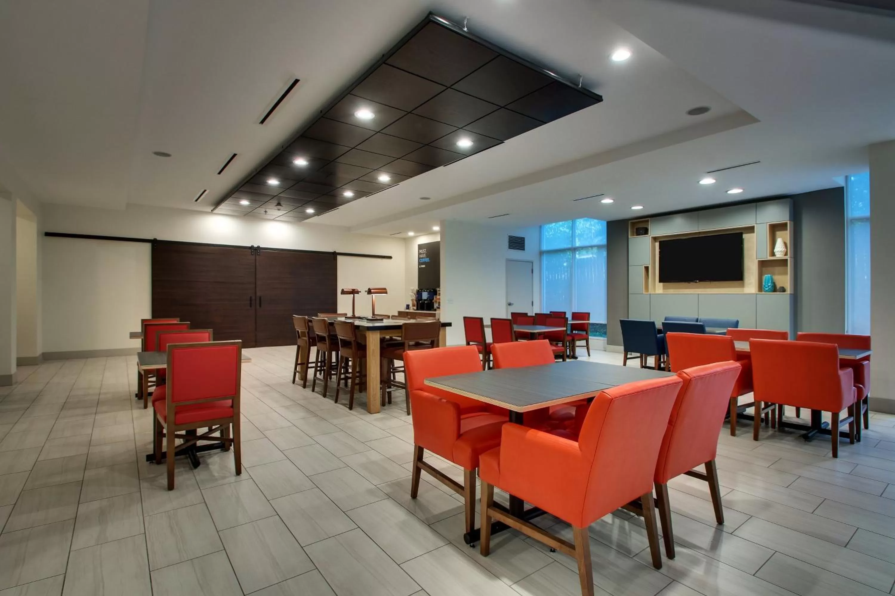 Breakfast in Holiday Inn Express Georgetown by IHG