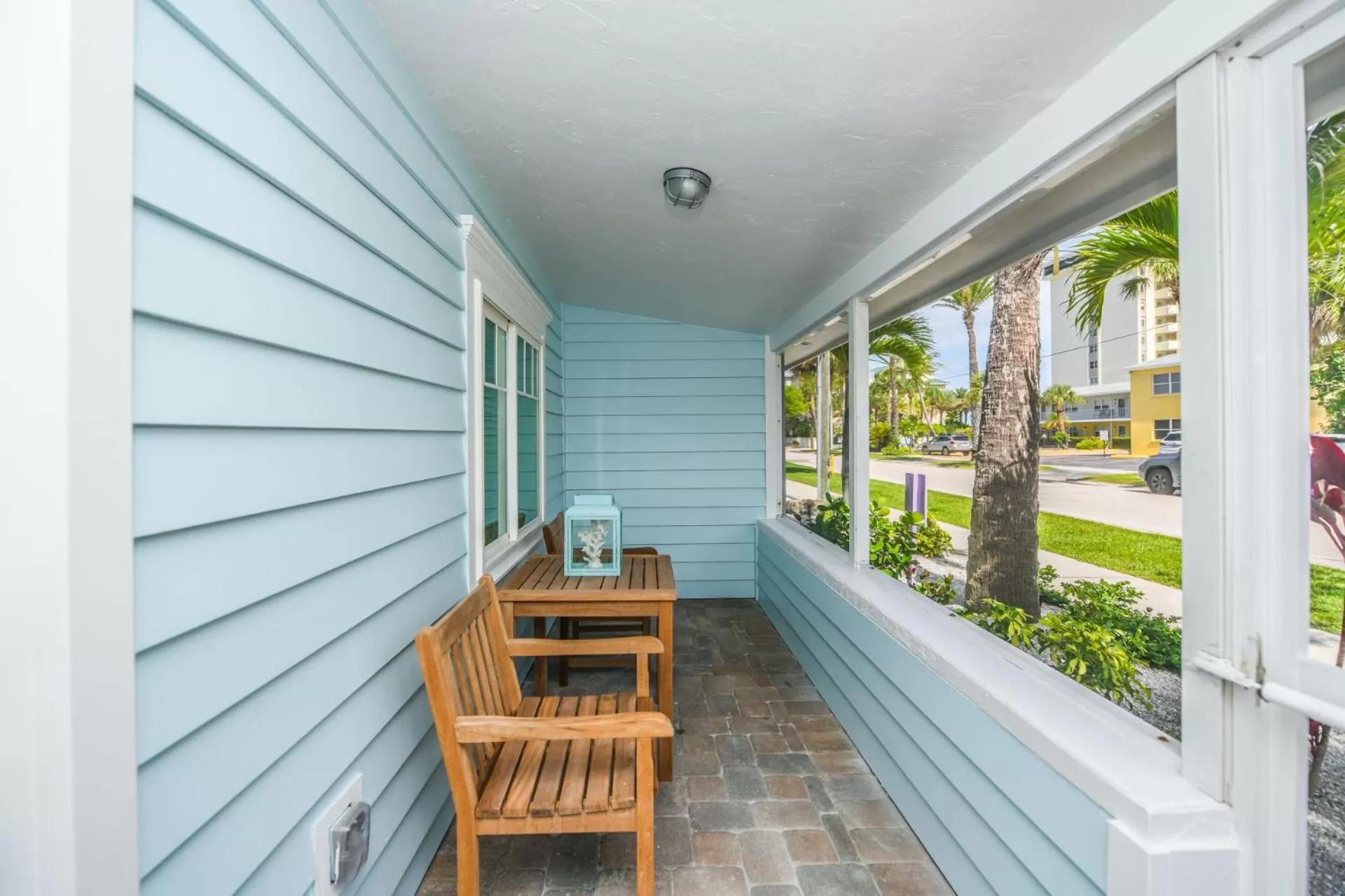 Tropical Breeze Resort