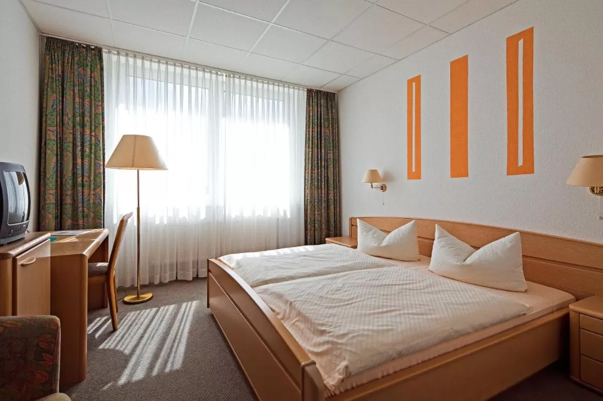 Bedroom, Bed in Hotel Trebeltal