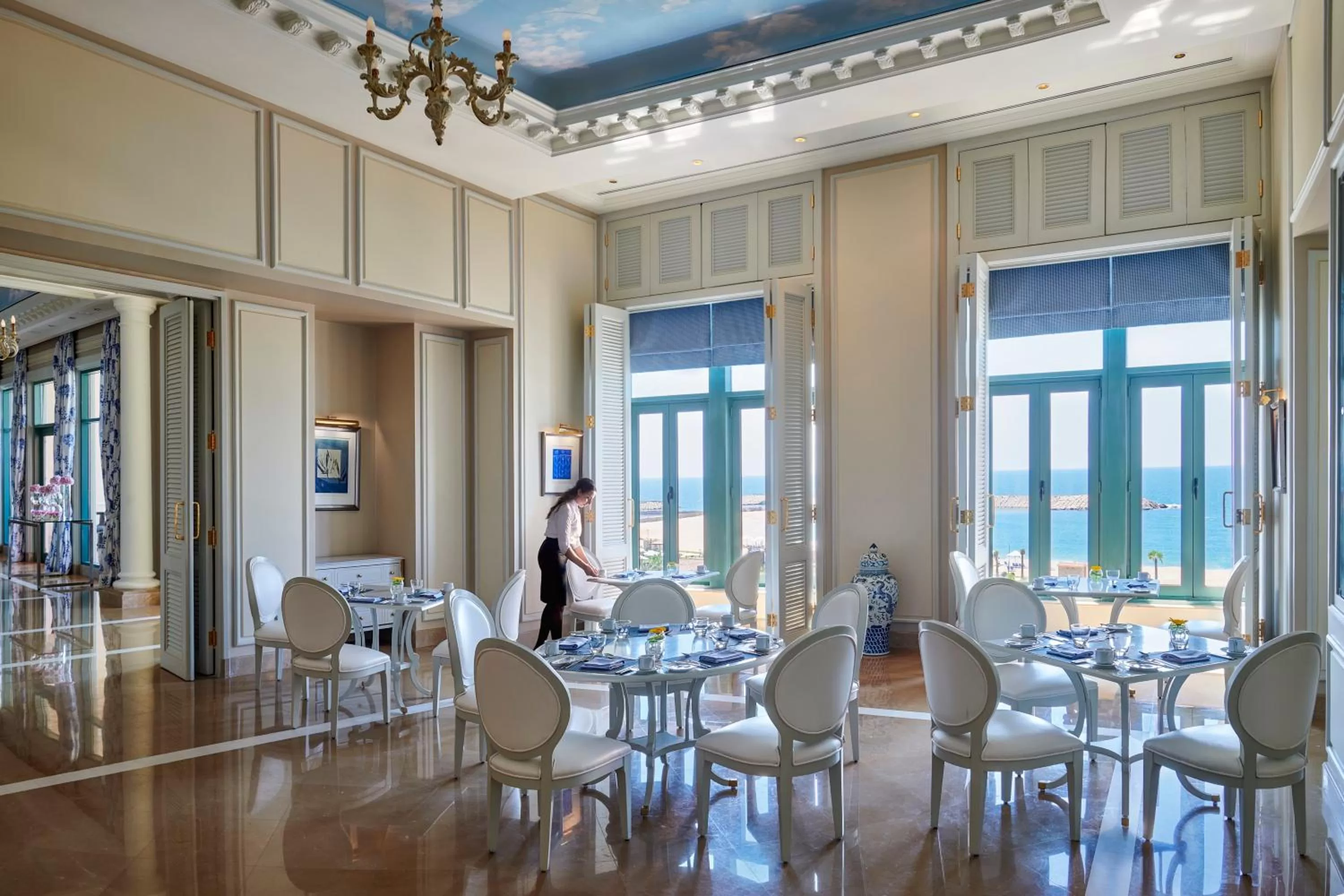 Restaurant/places to eat in Four Seasons Hotel Alexandria At San Stefano