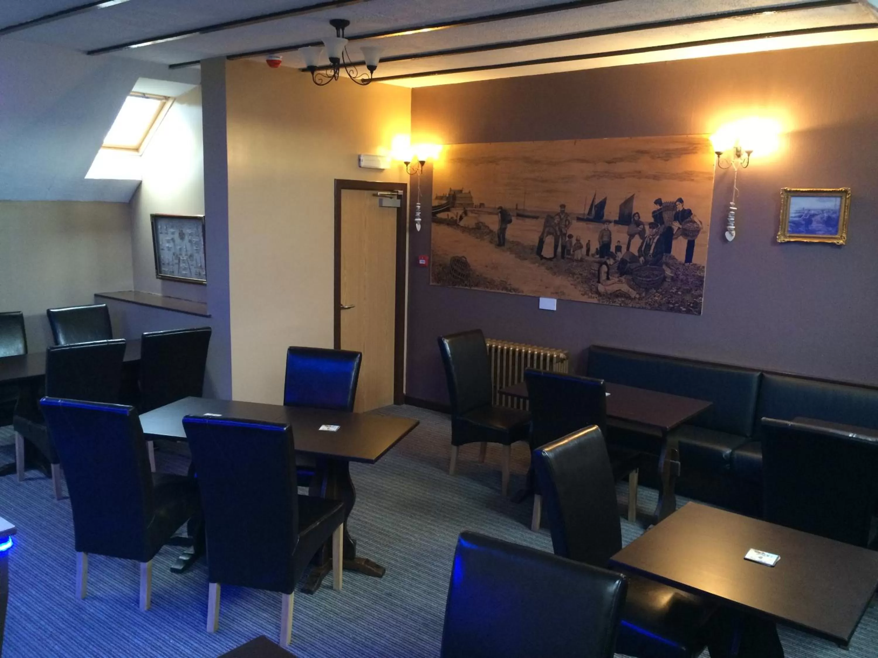 Alcoholic drinks in The Davron Hotel