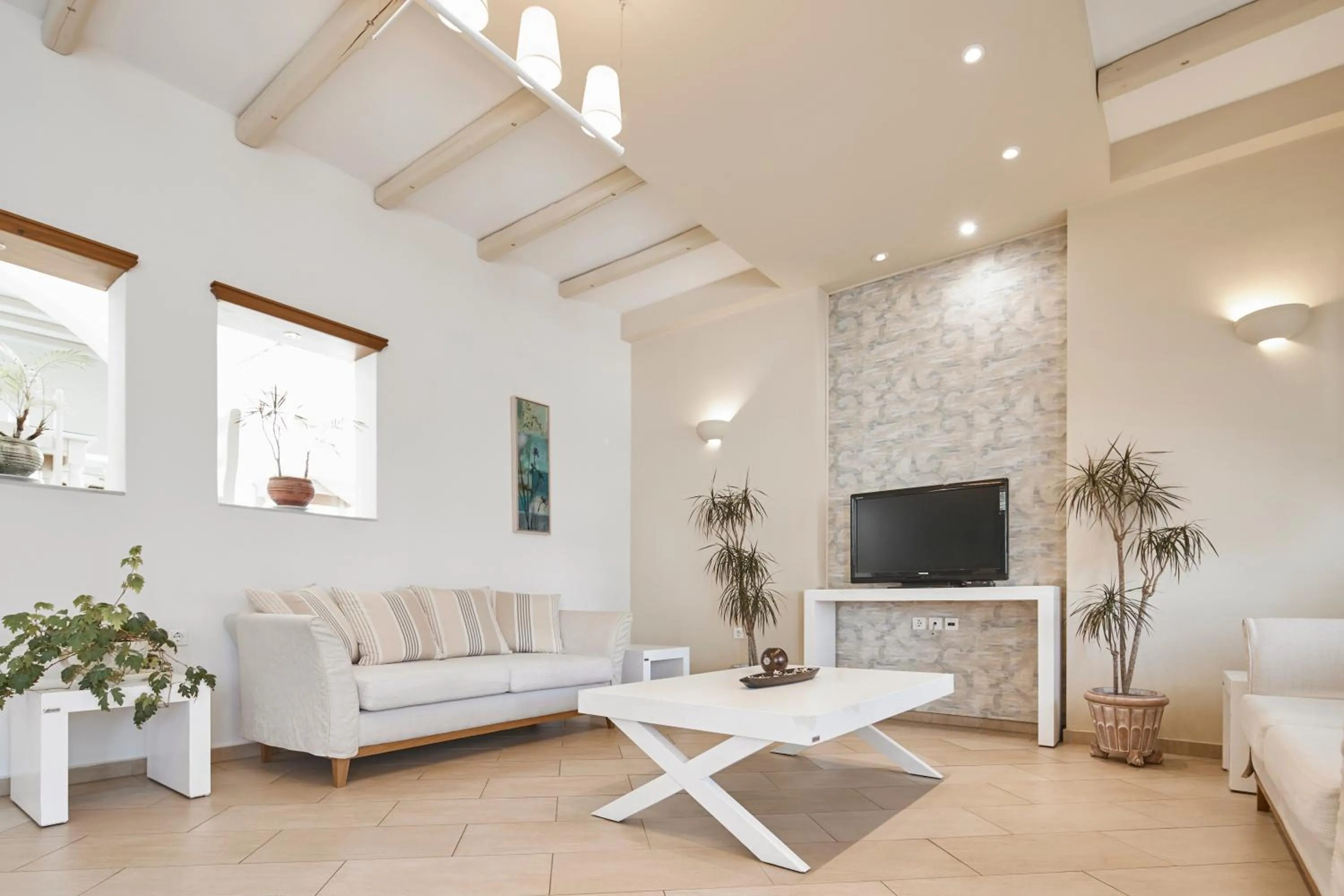 Time of day in Nissos Thira