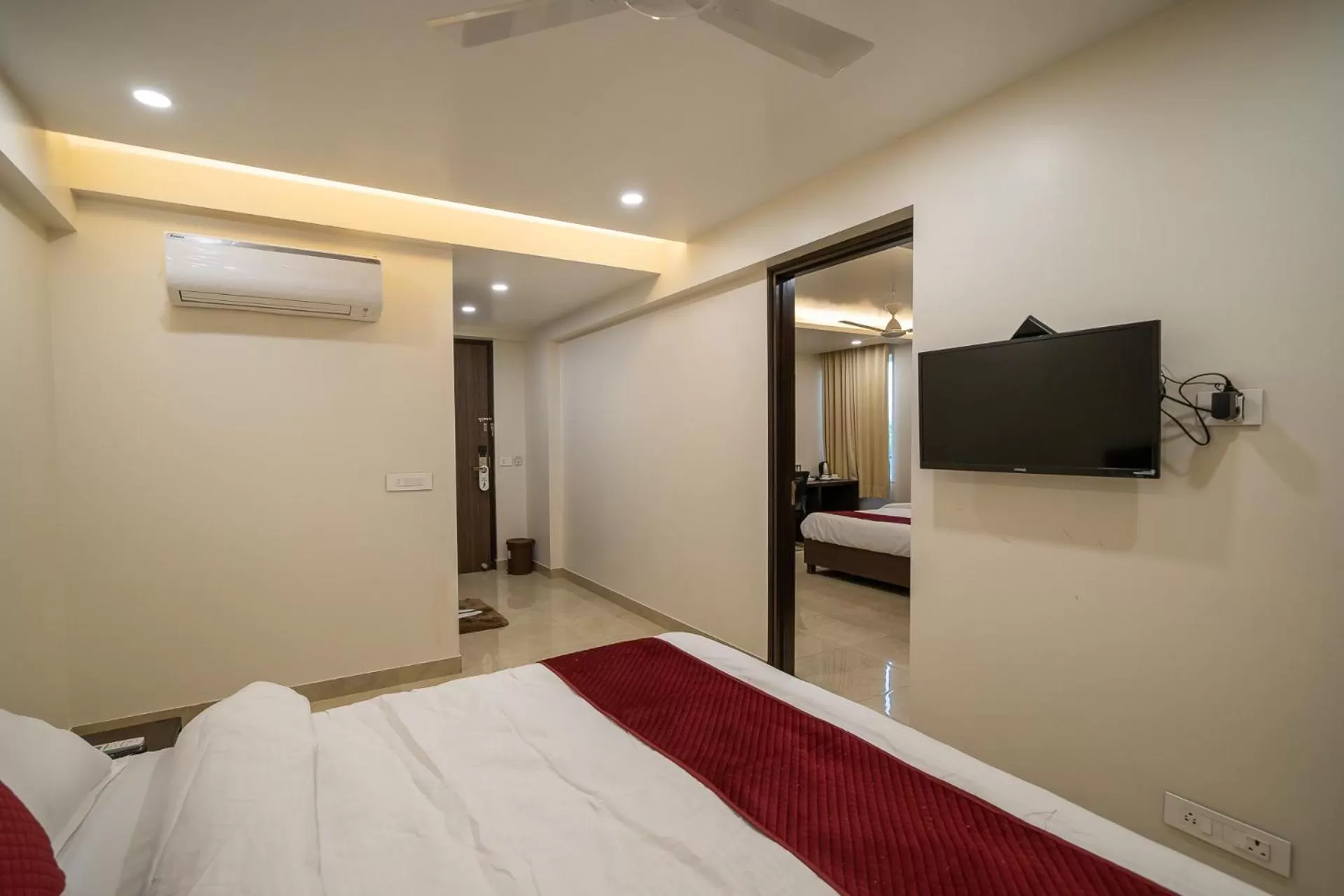 Bed in Sheerha Royal Residency-Near Jaipur Airport