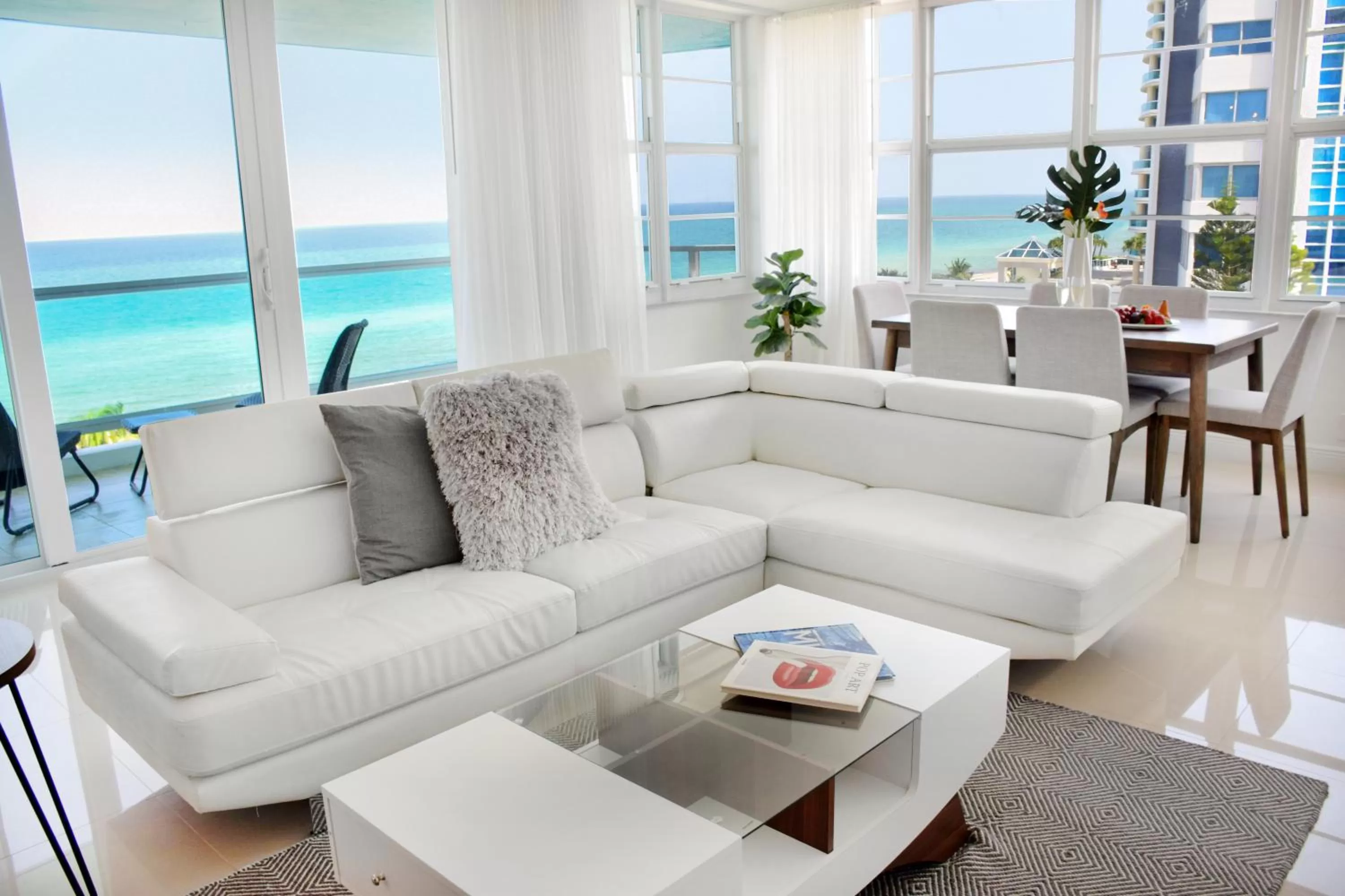 Living room in Seacoast Suites on Miami Beach