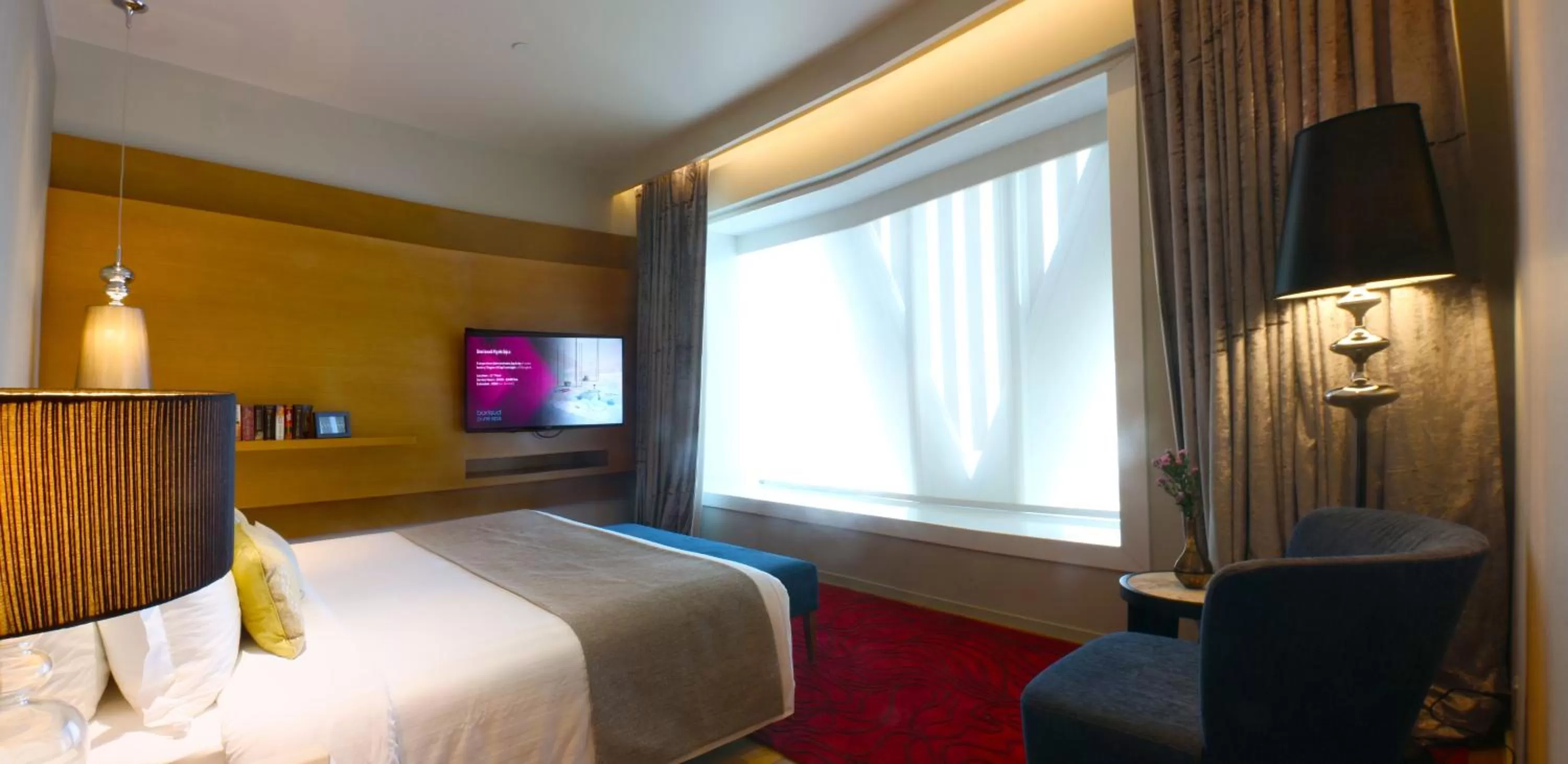 Bed in Mode Sathorn Hotel - SHA Extra Plus