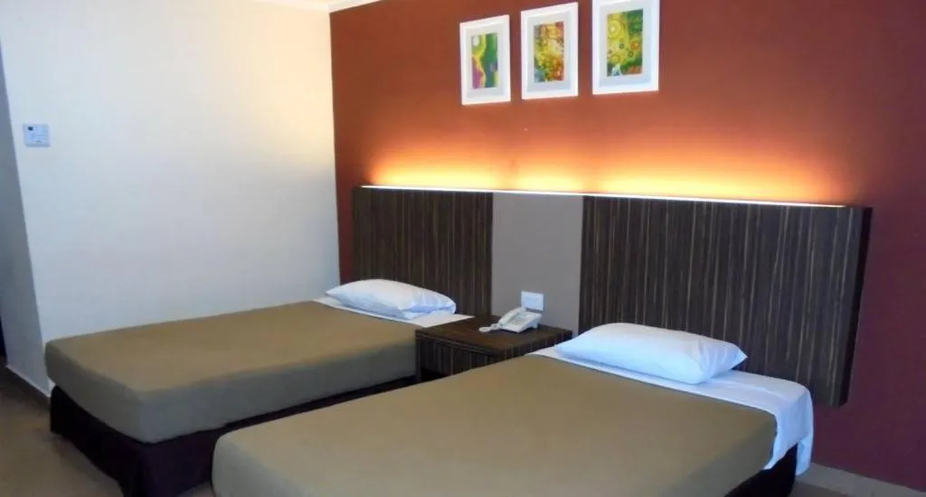 Bed in De Rhu Beach Resort