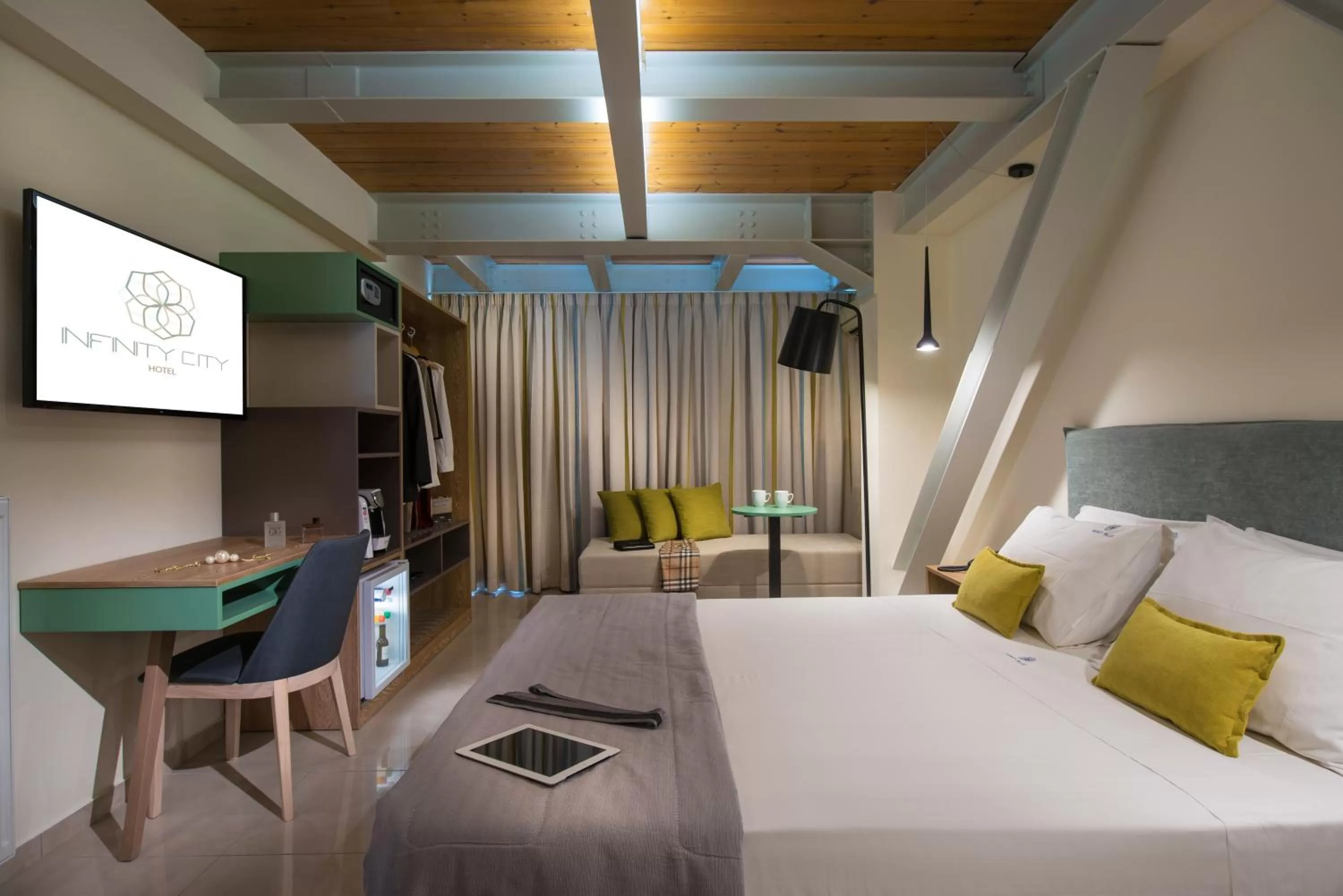 TV and multimedia, Bed in Infinity City Boutique Hotel