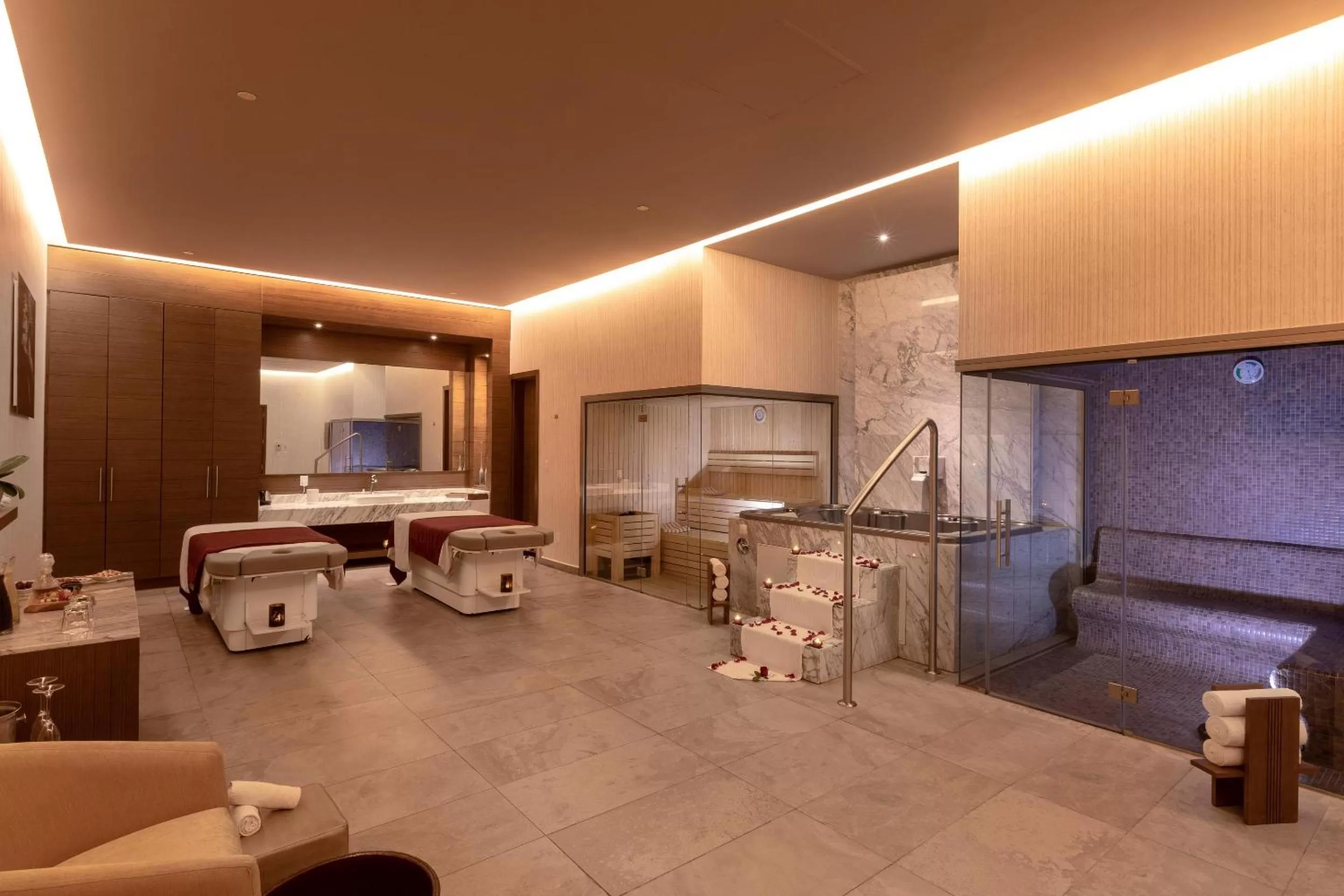 Sauna, Bed in Moon Palace The Grand Cancun All Inclusive