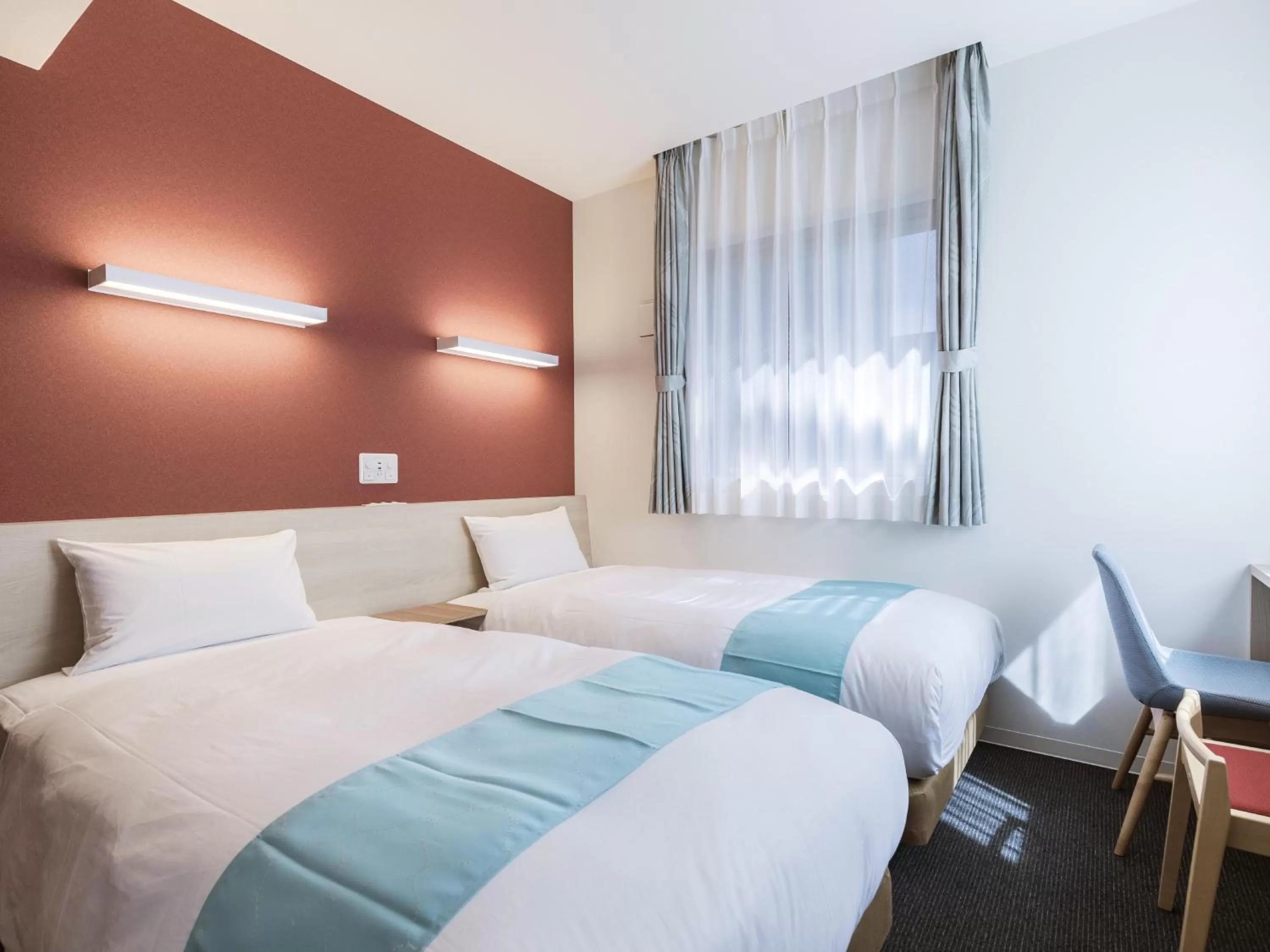 Photo of the whole room, Bed in Hotel Wing International Hakata Shinkansenguchi