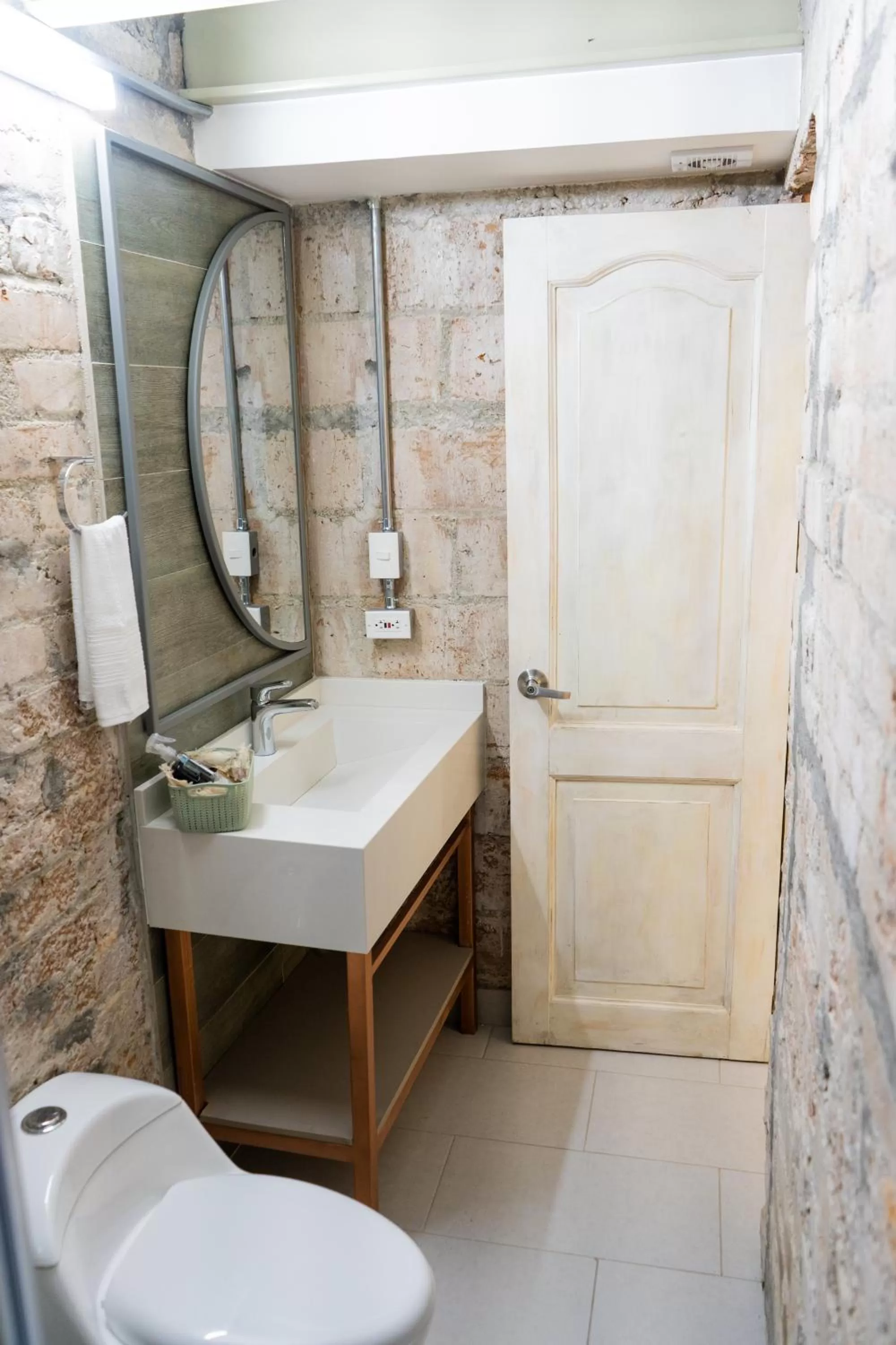 Shower in Zentrico Boutique