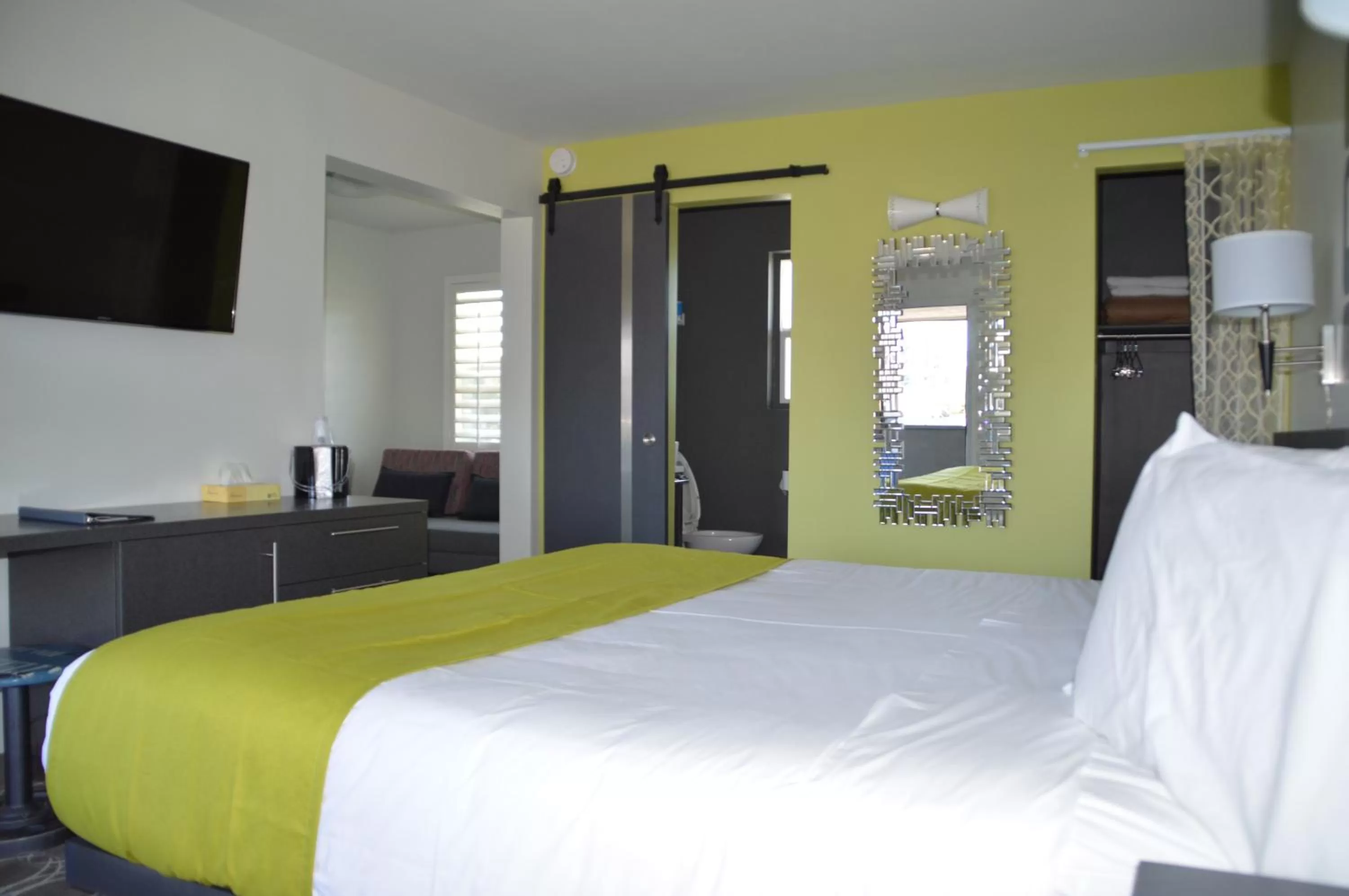 Bedroom, Bed in University Inn ASU/Tempe