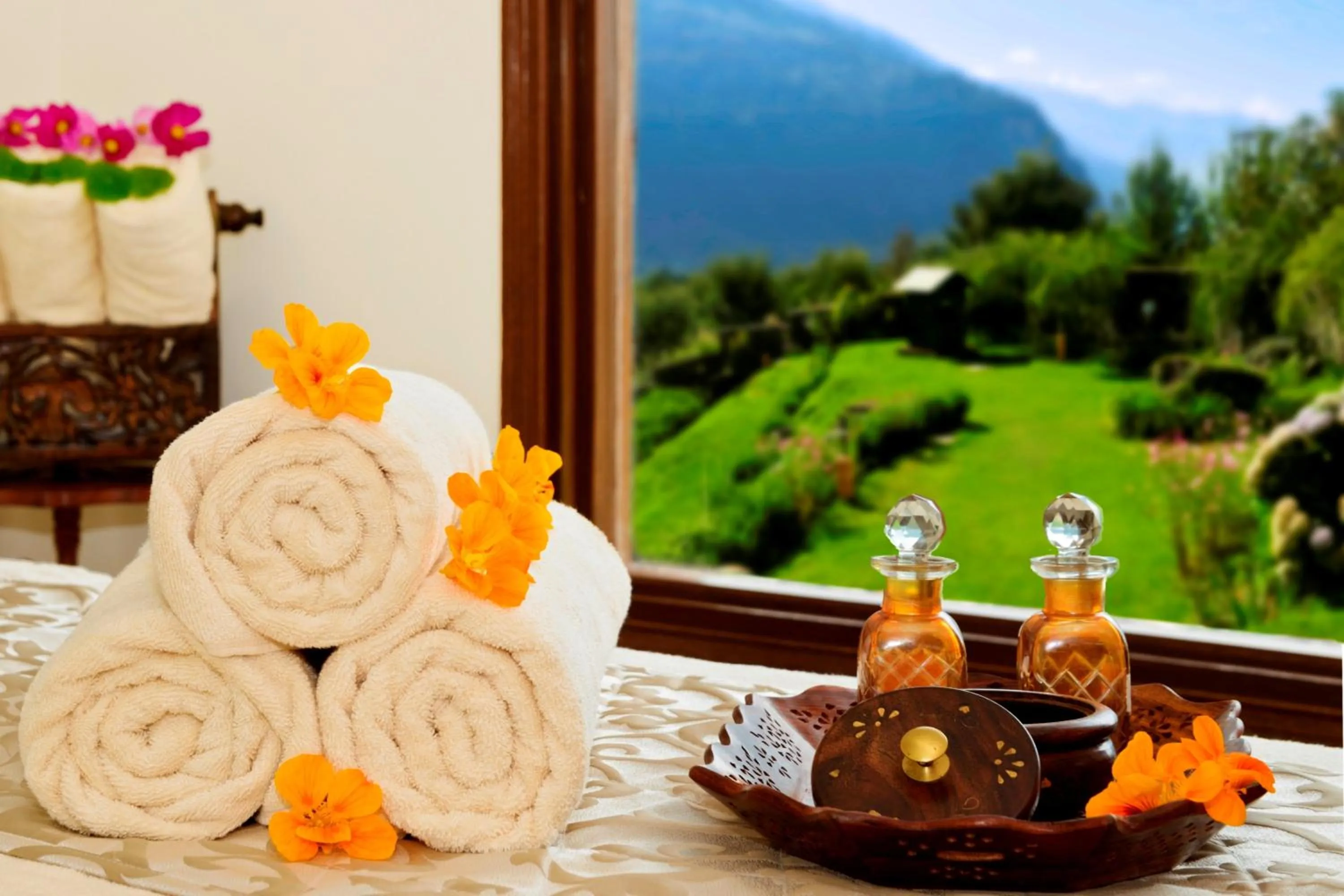 Massage in Solang Valley Resort