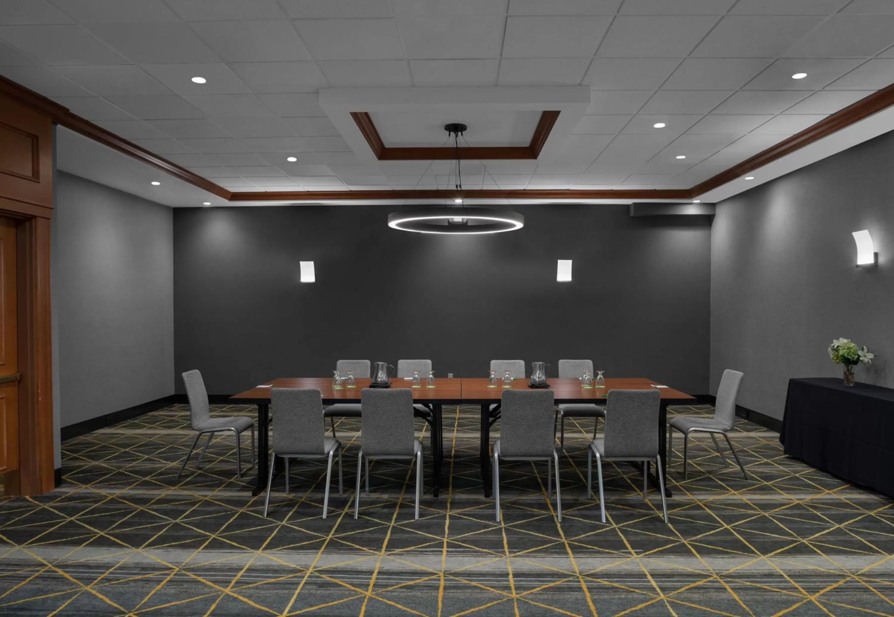 Meeting/conference room in Holiday Inn Hasbrouck Heights-Meadowlands by IHG