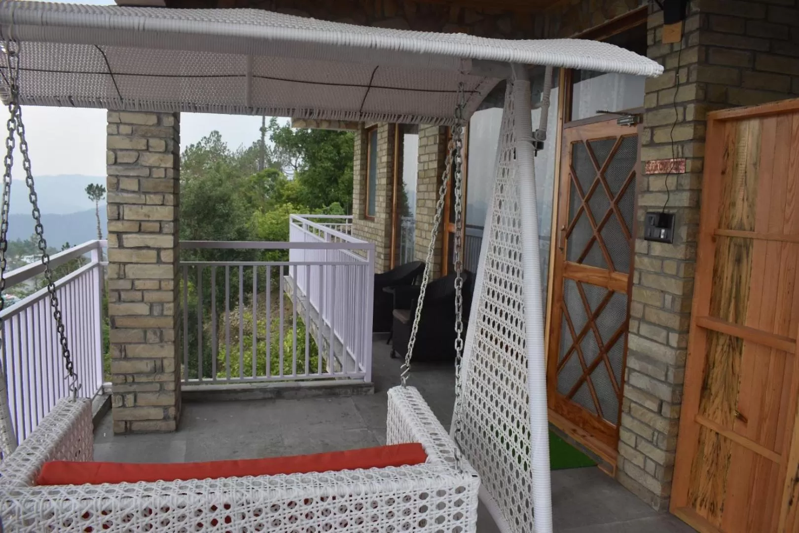 Superior Villa in Kasar Himalaya Holiday Home