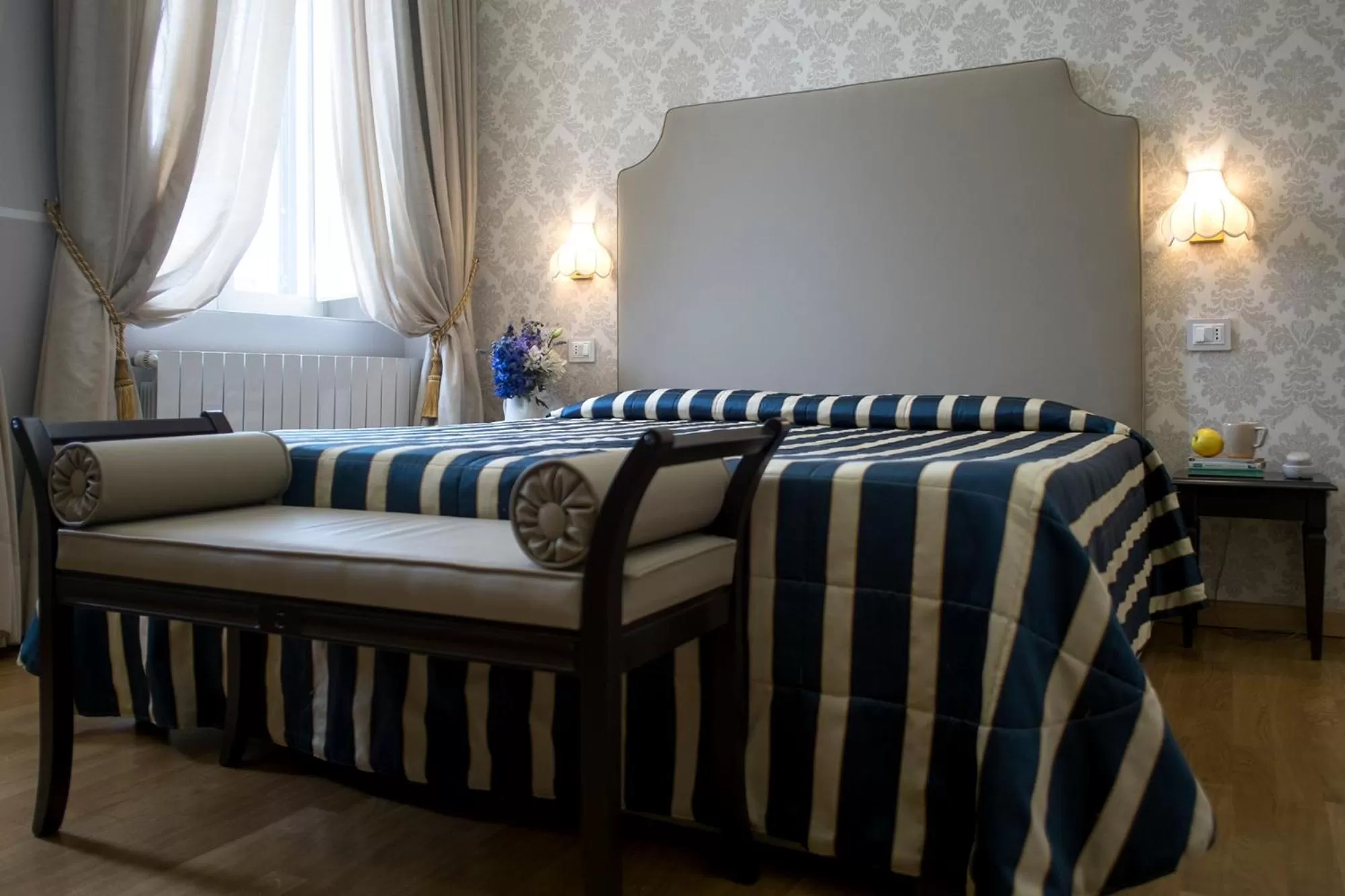 Bedroom, Bed in Hotel Navy