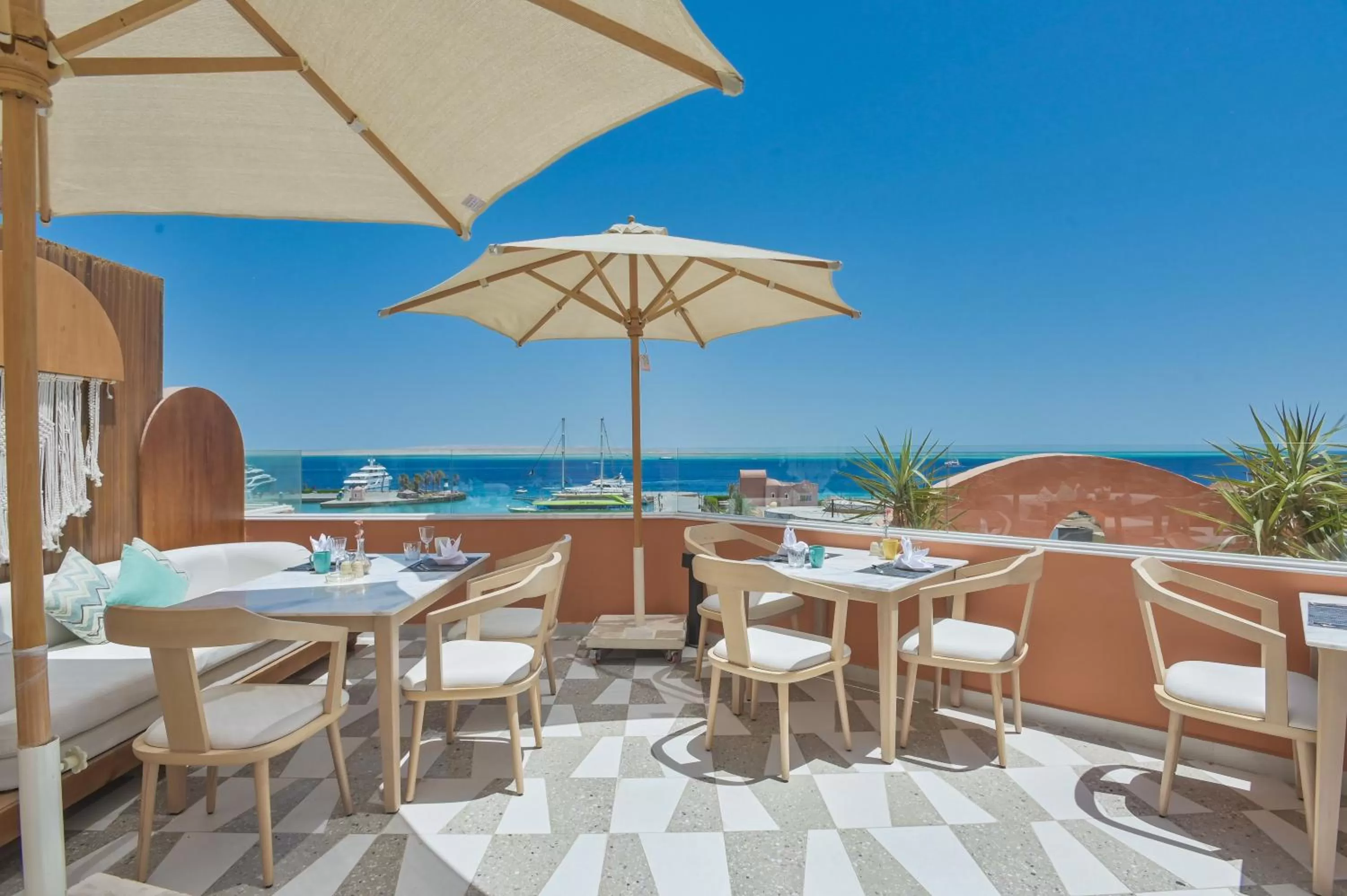 Restaurant/places to eat in The Bay Hotel Hurghada Marina