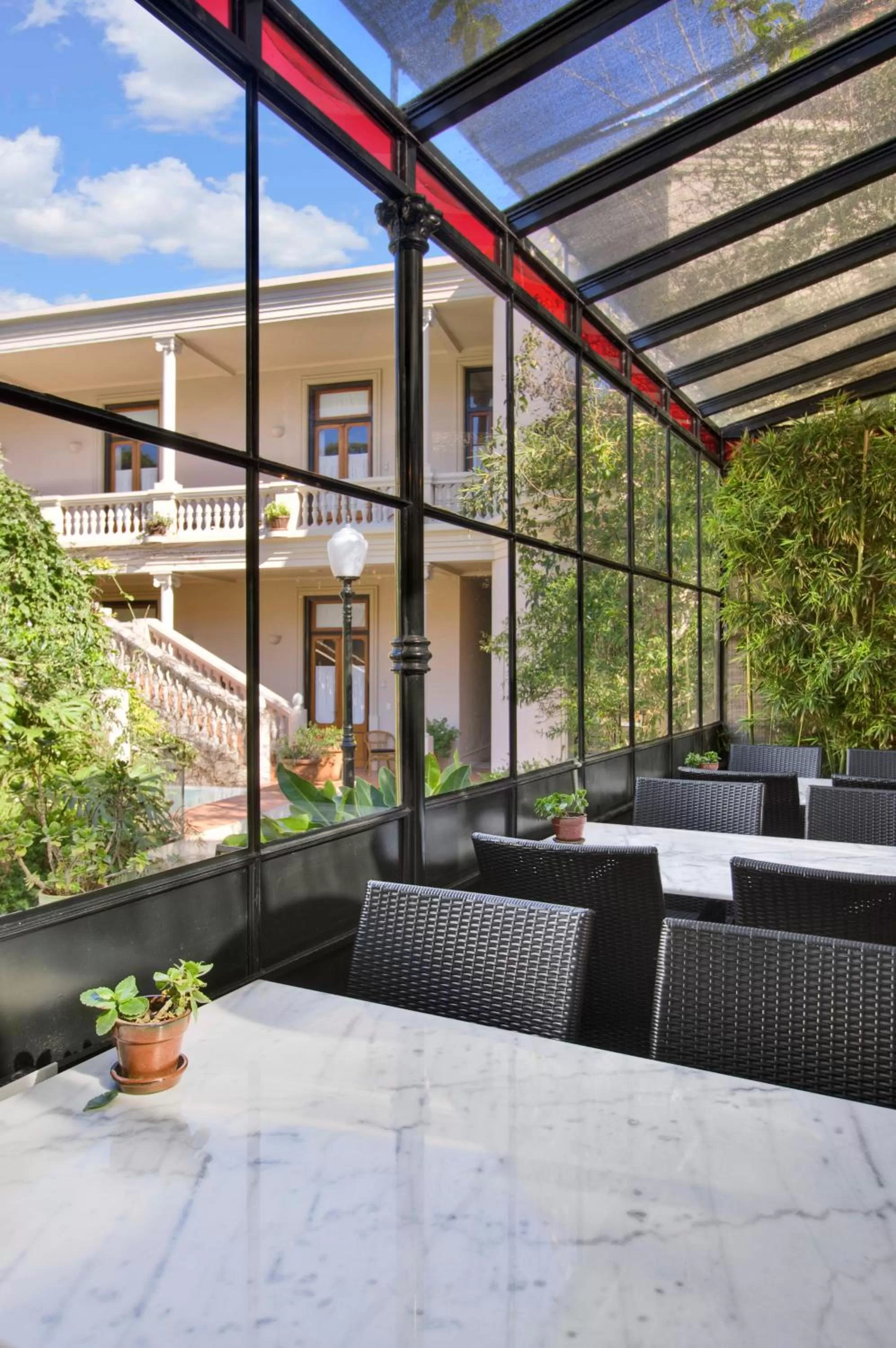 Restaurant/places to eat in Hotel del Casco