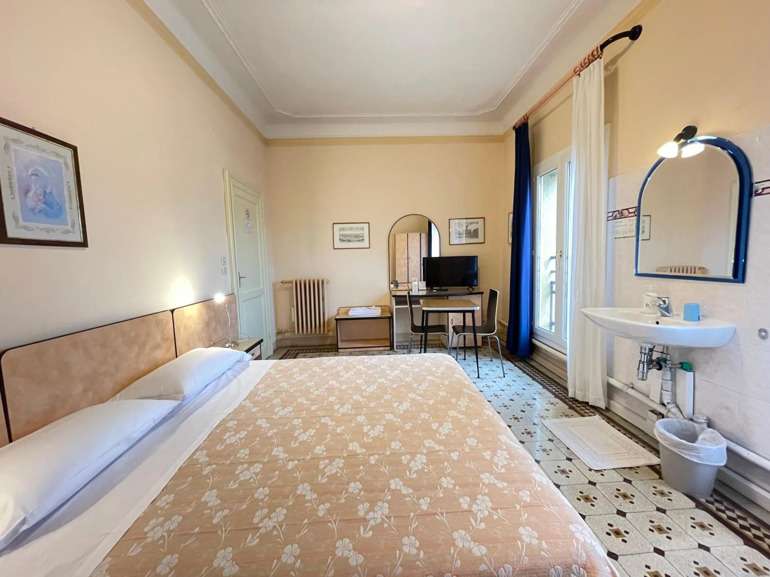 Bedroom, Bed in Hotel Panorama Bologna Centro