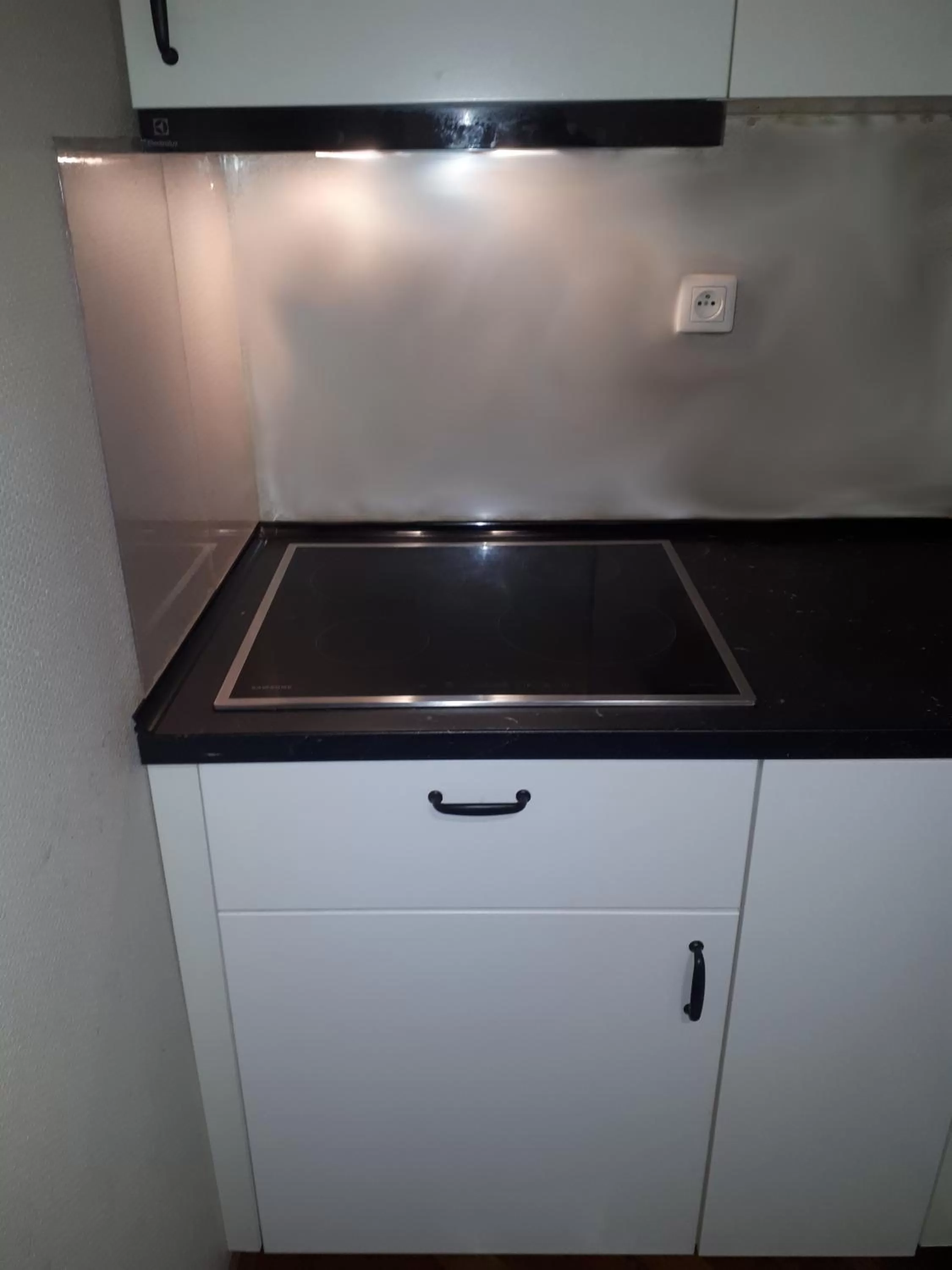 Communal kitchen, Kitchen/Kitchenette in Rembrandt Aparthotel