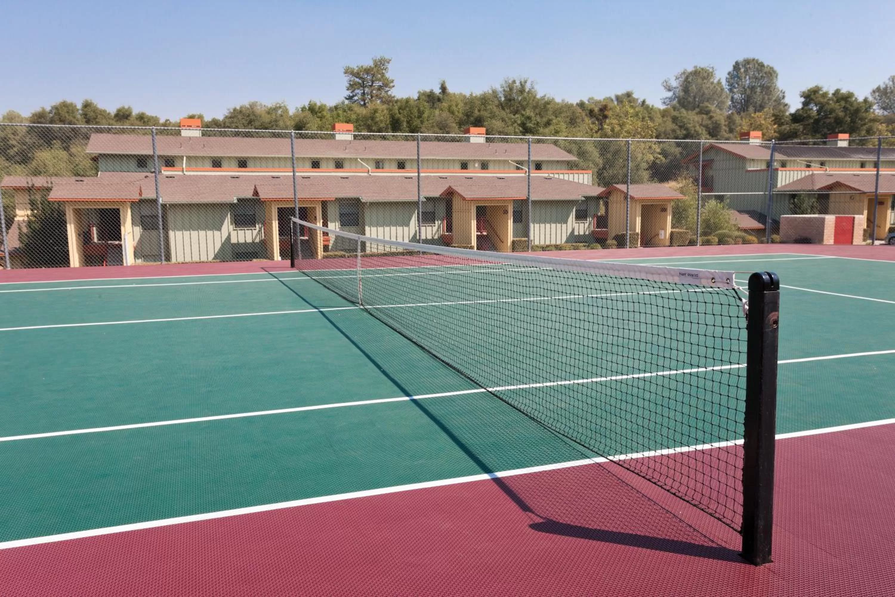 Tennis court in WorldMark Angels Camp