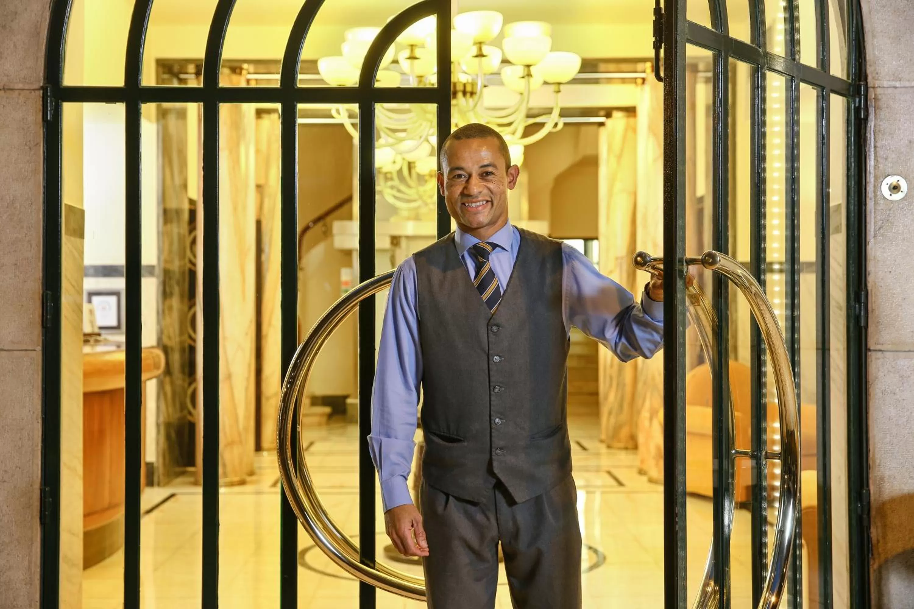 Facade/entrance in Hotel Britania Art Deco - Lisbon Heritage Collection - Avenida