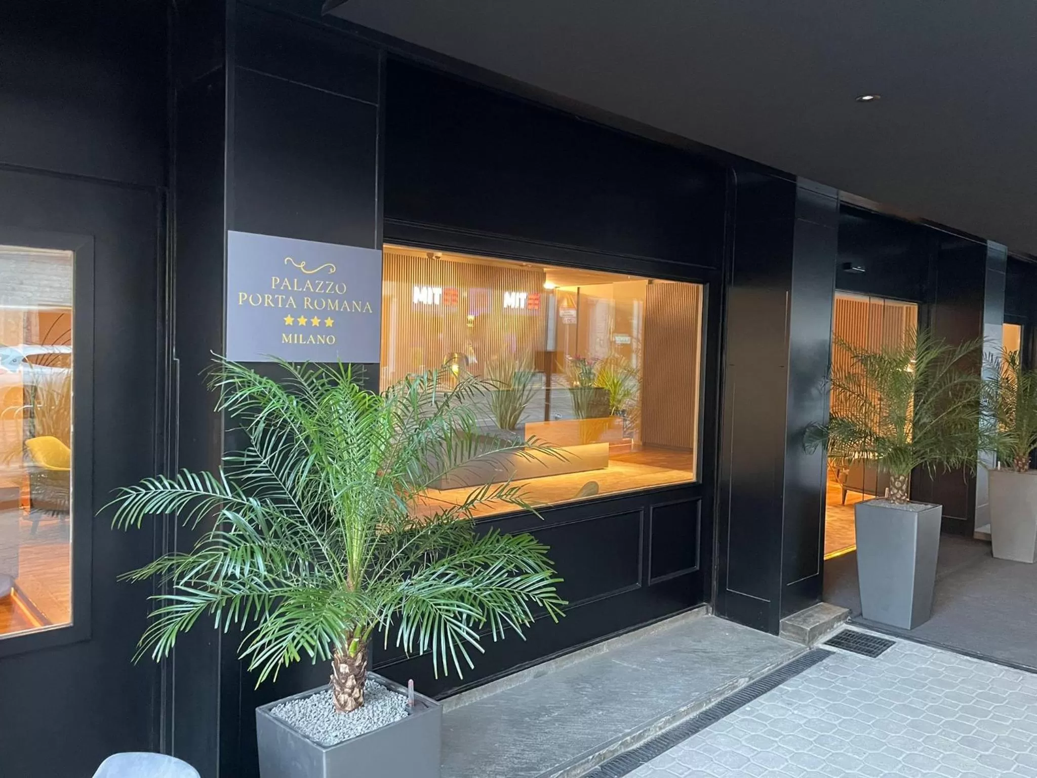 Facade/entrance in Palazzo Porta Romana Hotel