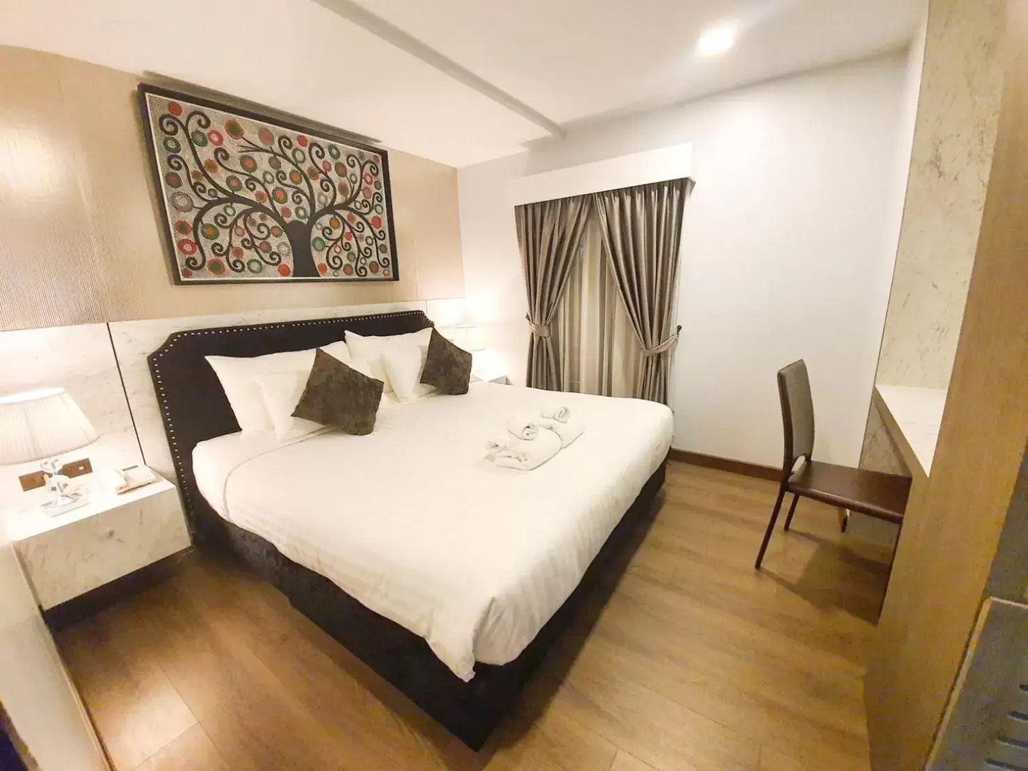 Deluxe King Room in Marigold Lanna Deluxe King Room in Marigold Lanna