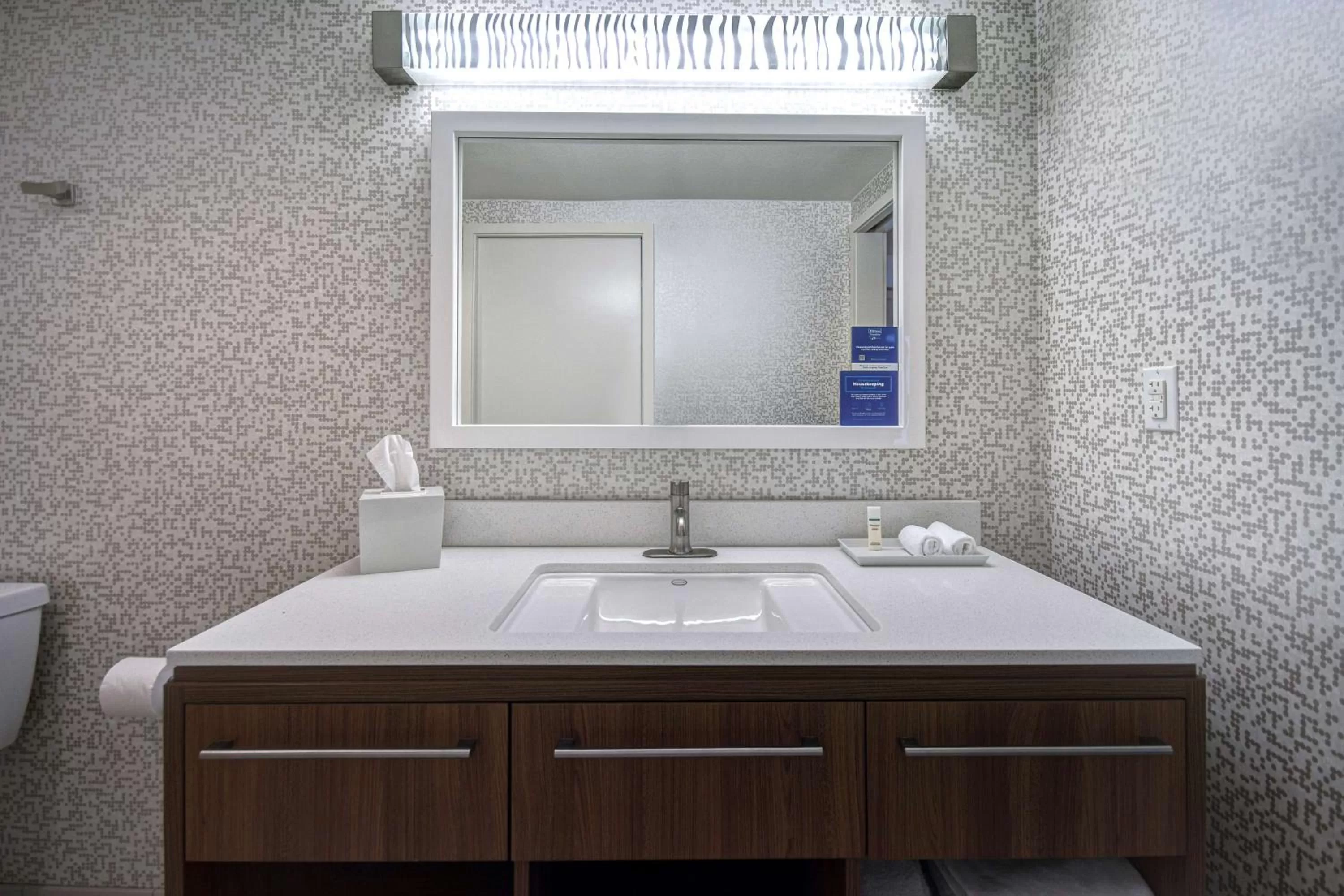 Bathroom in Home2 Suites By Hilton Waco