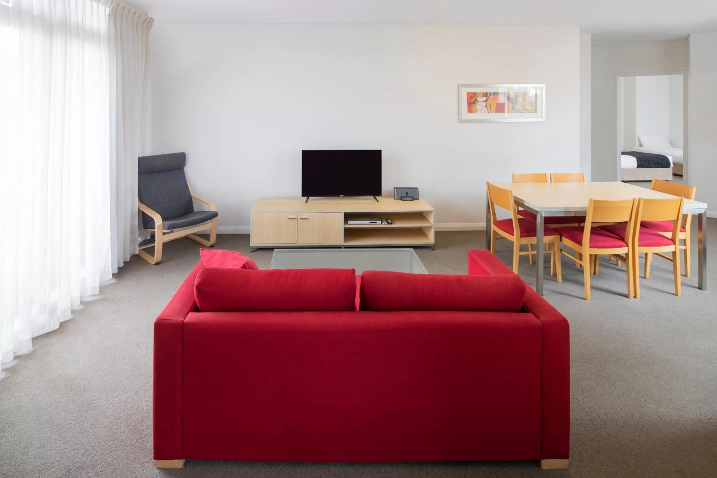 Communal lounge/ TV room in Mantra Castle Hill Sydney, an Accor Hotel