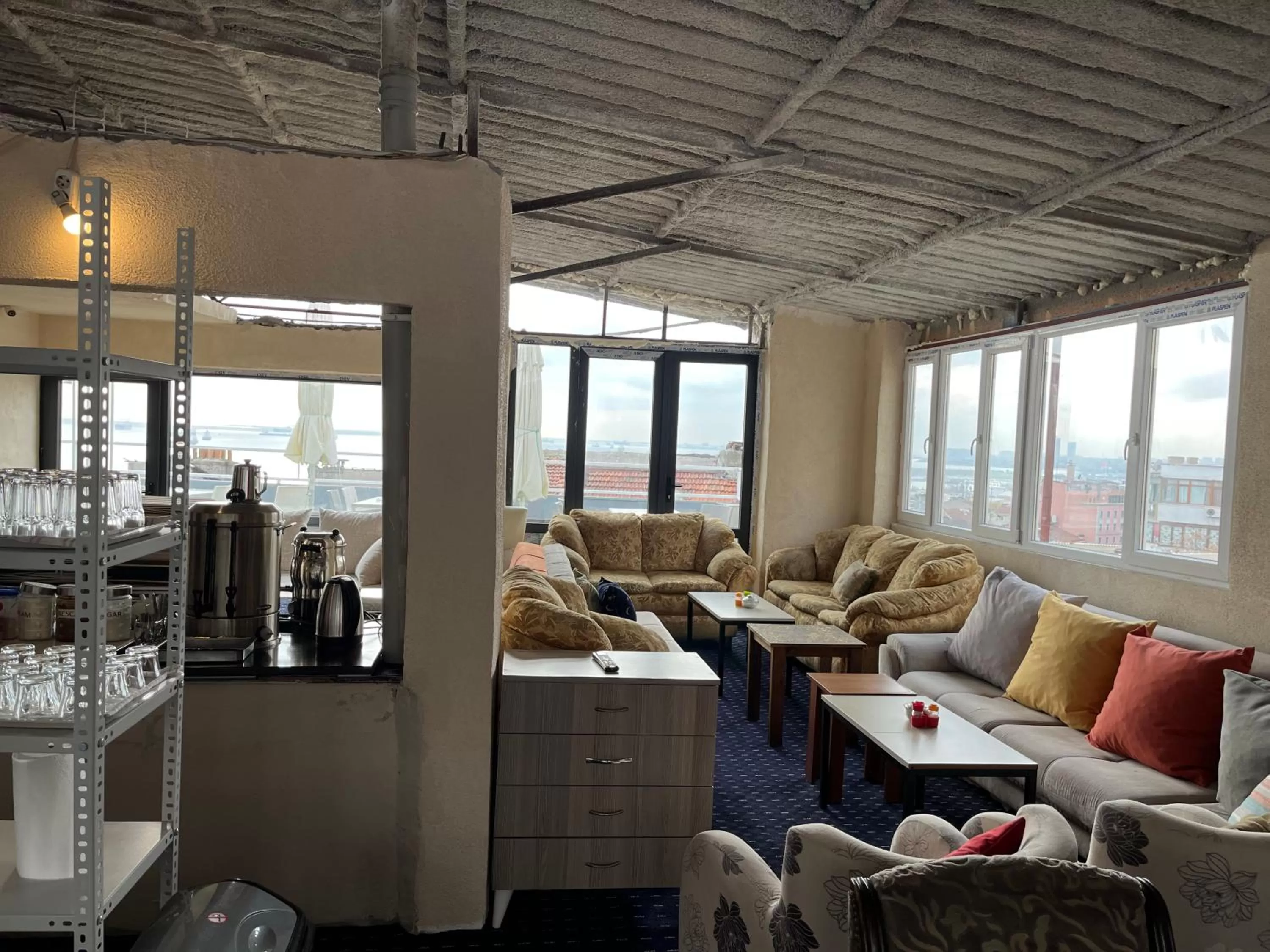 Living room in Paris Hotel